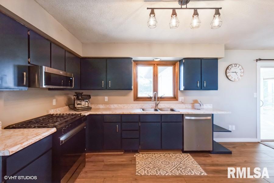 3827 Highway 136 Property Photo 12