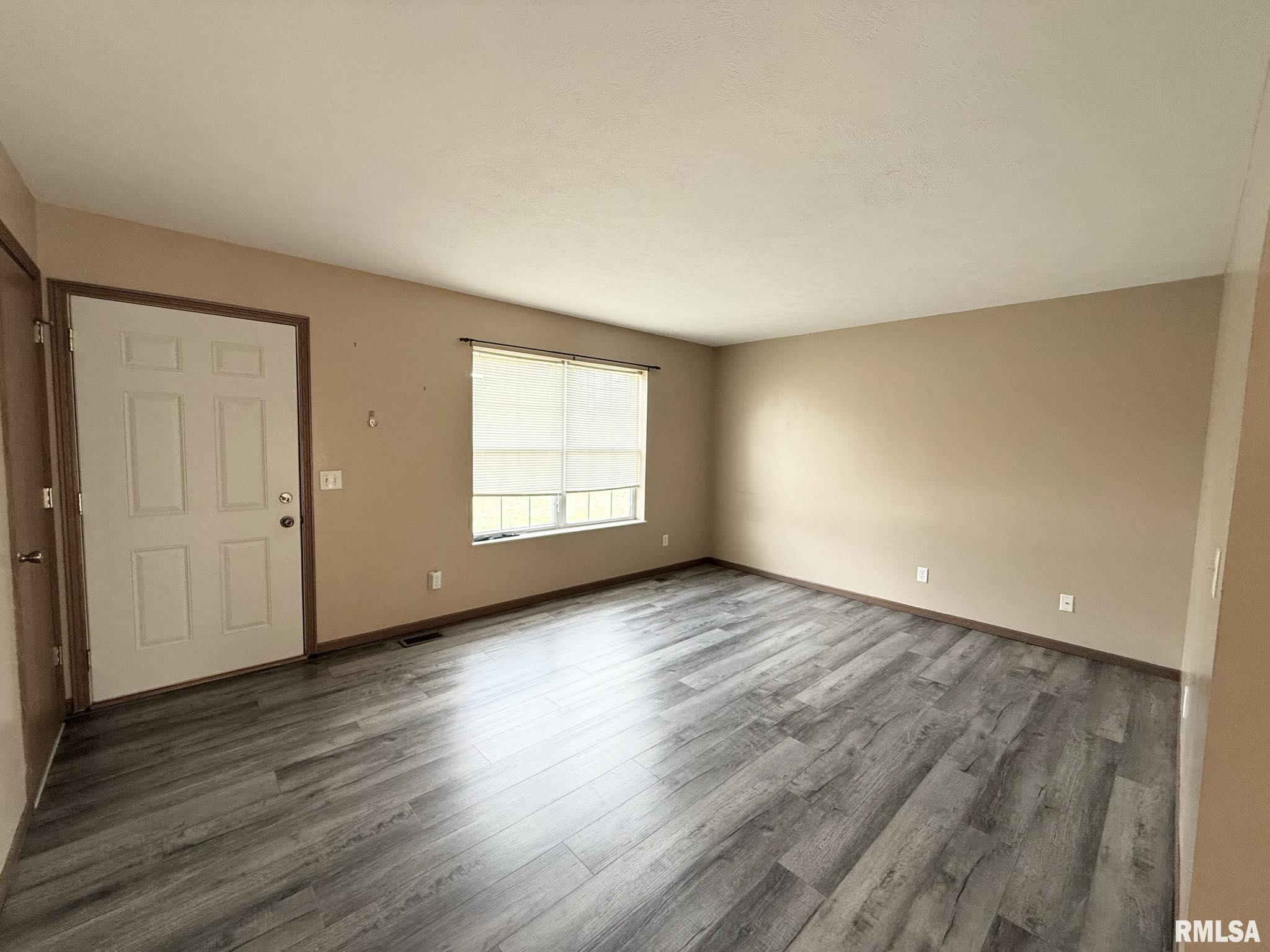803 Dale Street Property Photo 10
