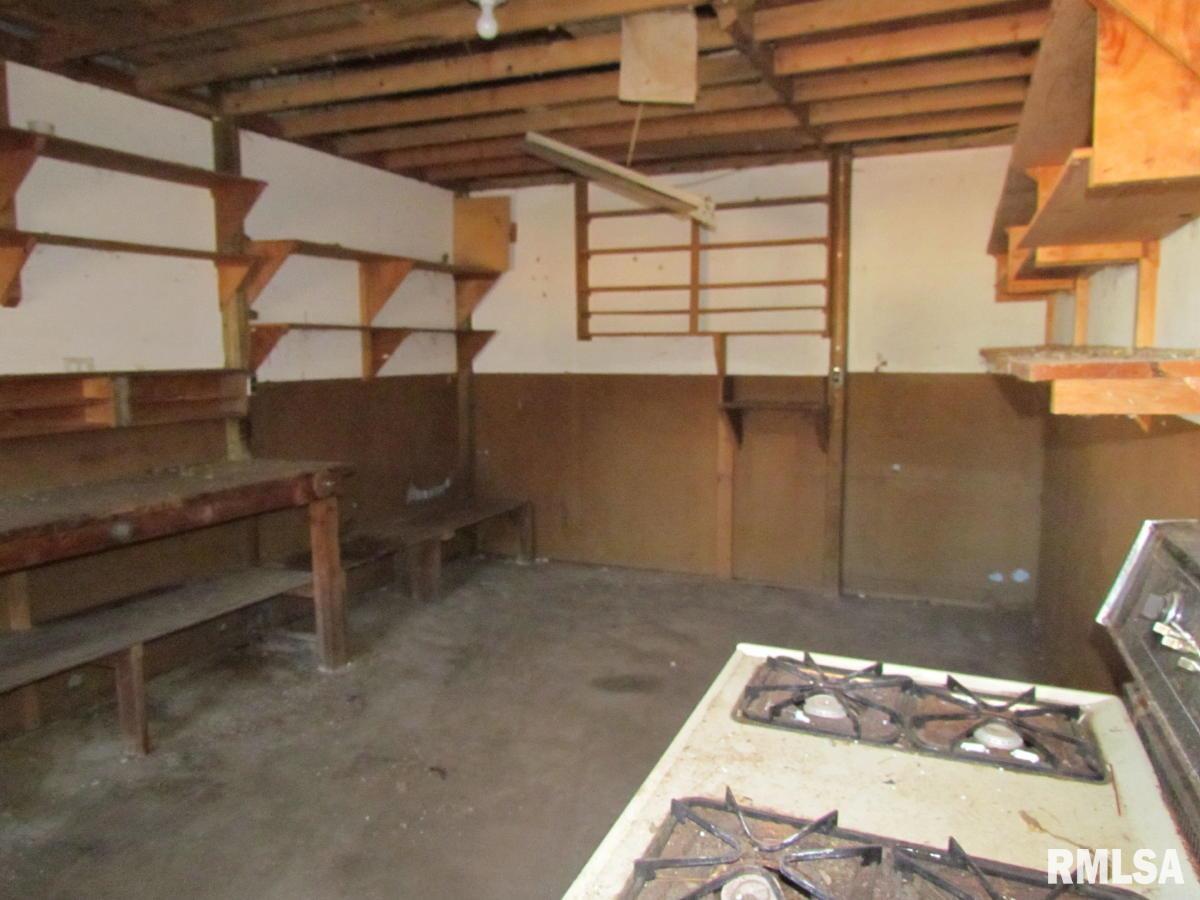9268 Saint Jude Avenue Property Photo 9