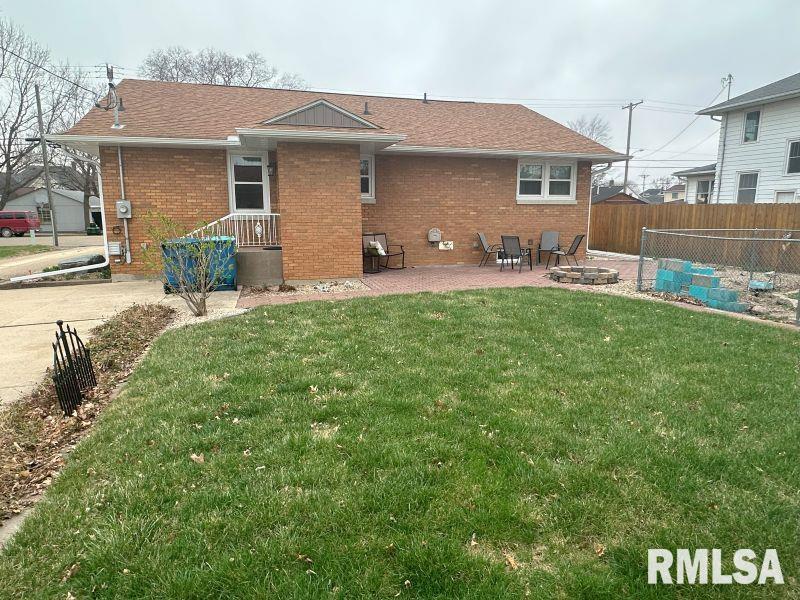 1114 5th Avenue Property Photo 2