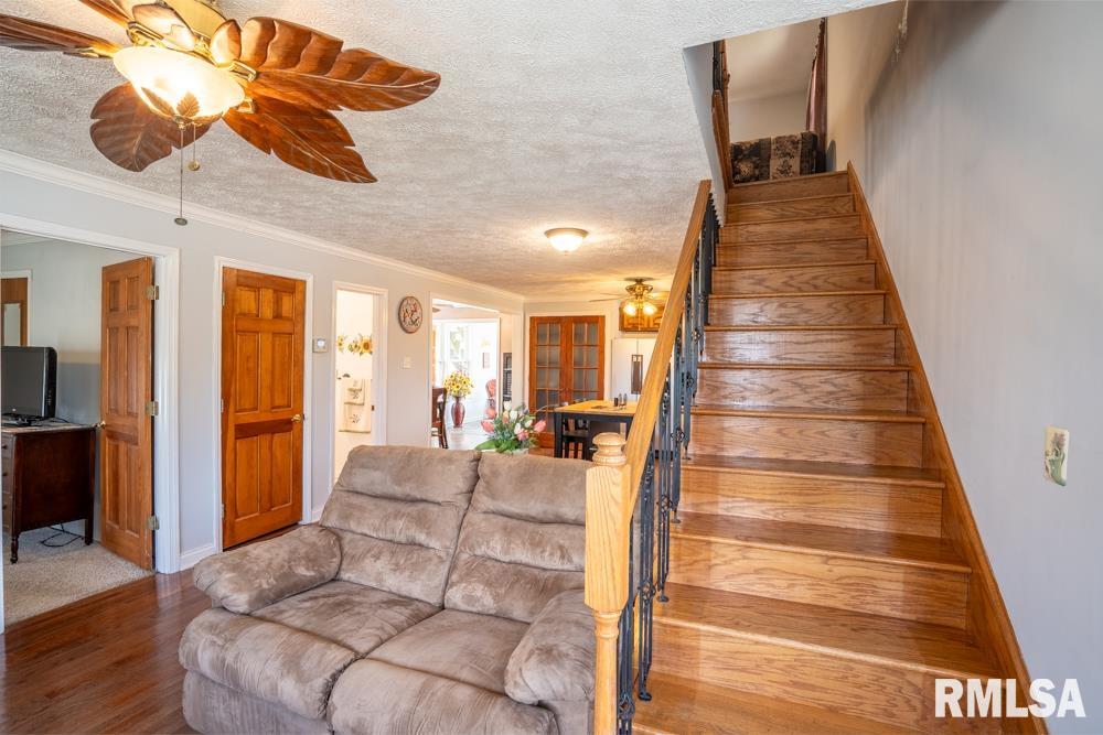 880 N Lakeshore Drive Property Photo 17