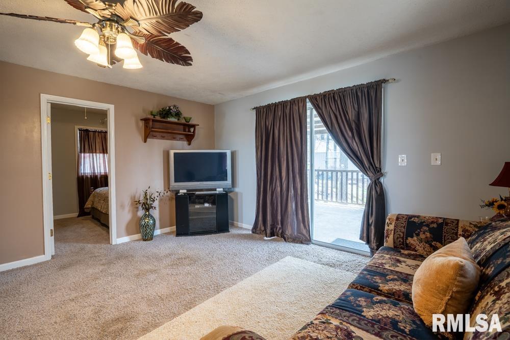 880 N Lakeshore Drive Property Photo 22
