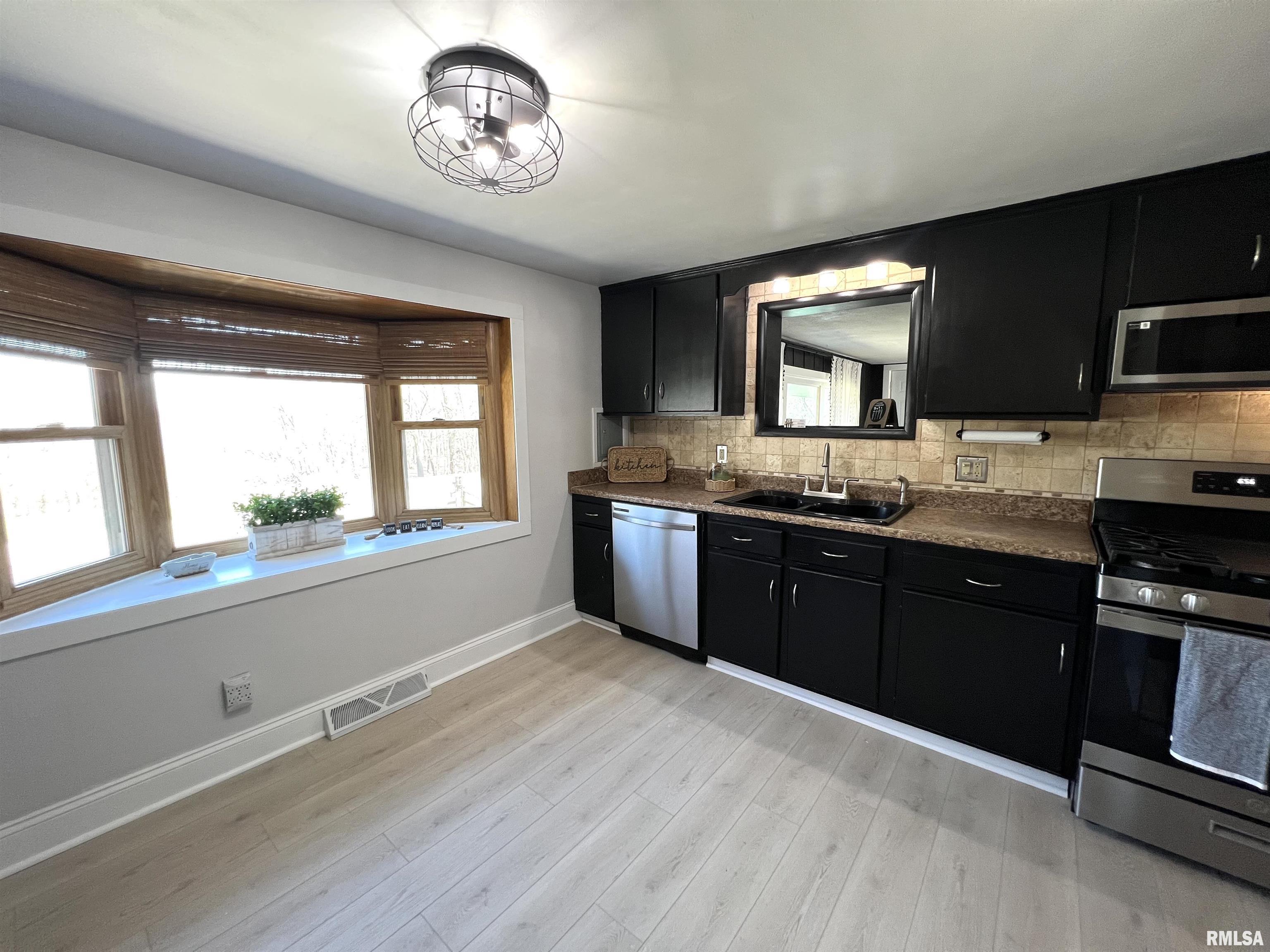 602 2nd Avenue South Property Photo 9