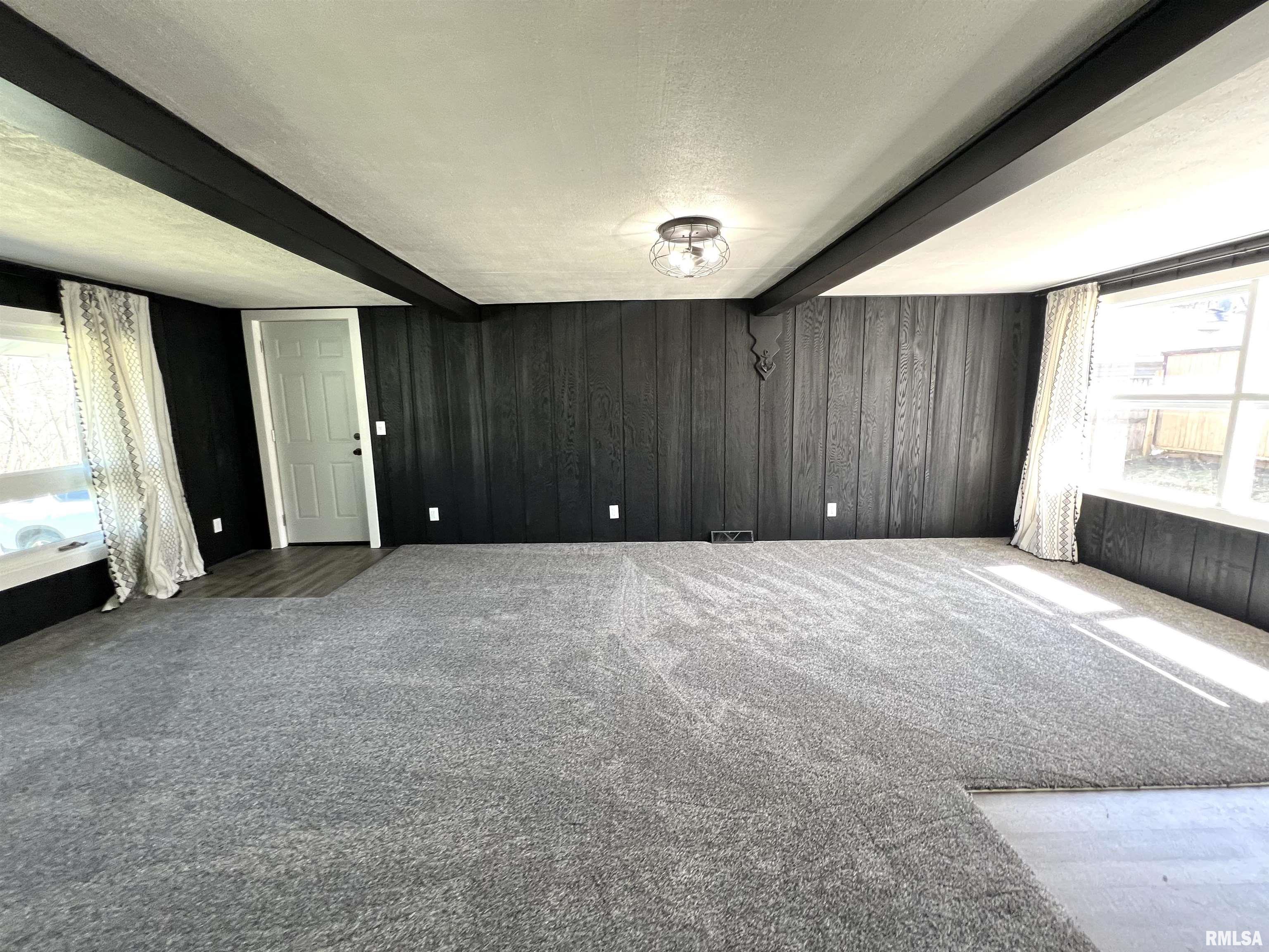 602 2nd Avenue South Property Photo 11