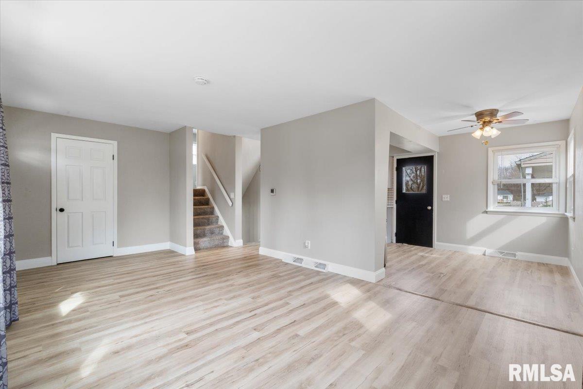 817 8th Avenue Property Photo 9