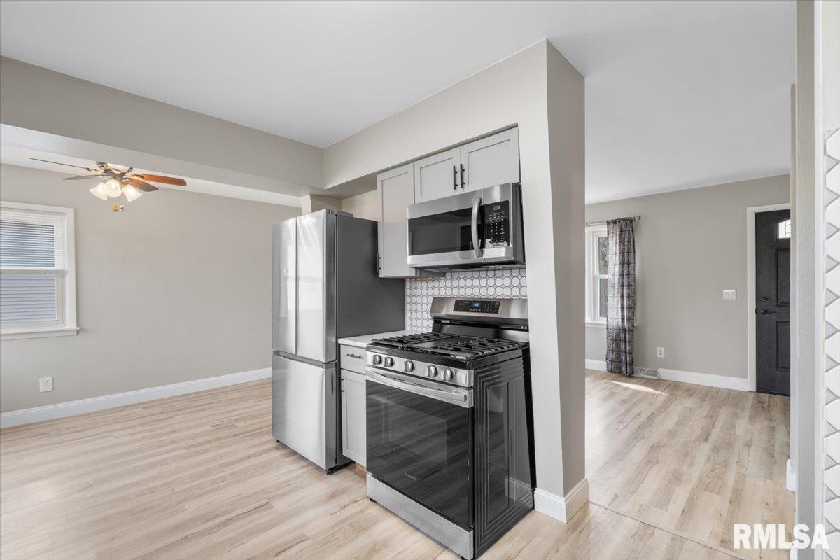 817 8th Avenue Property Photo 17
