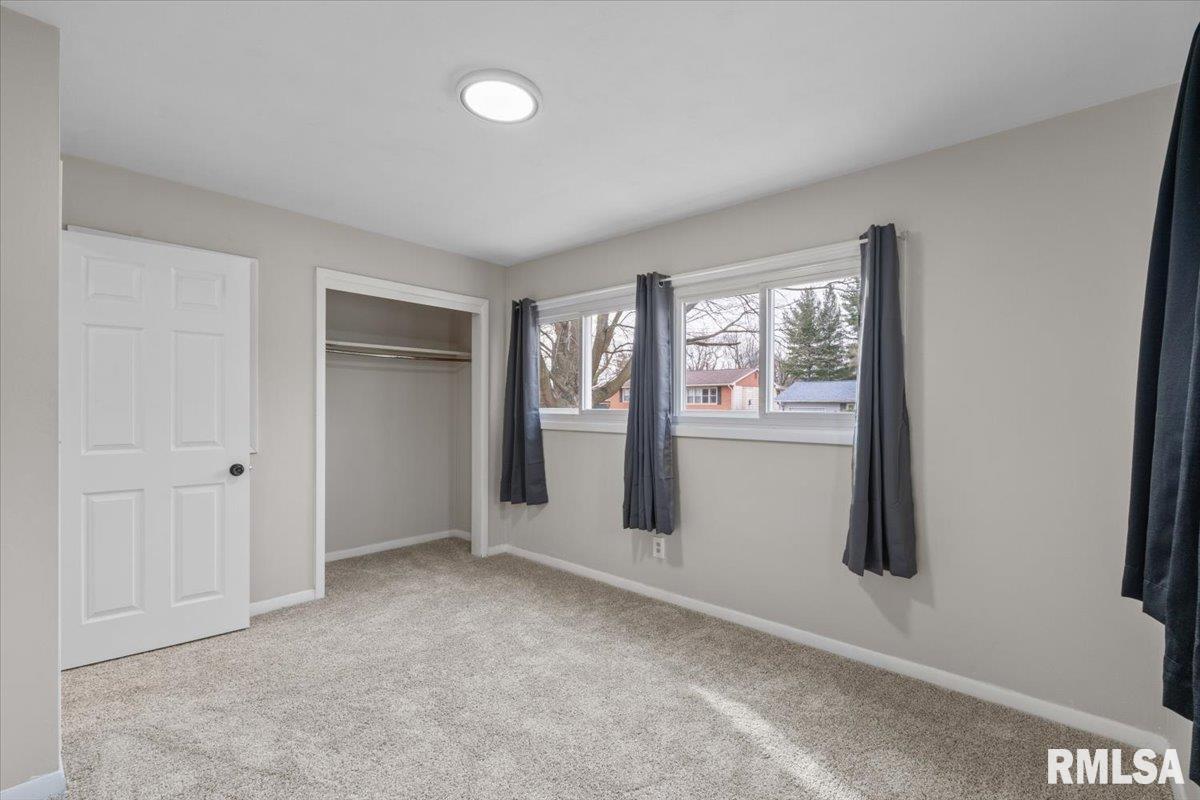 817 8th Avenue Property Photo 22