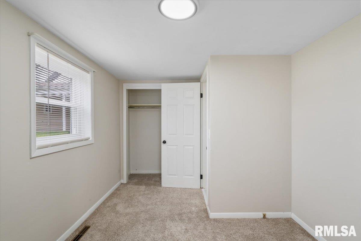 817 8th Avenue Property Photo 27