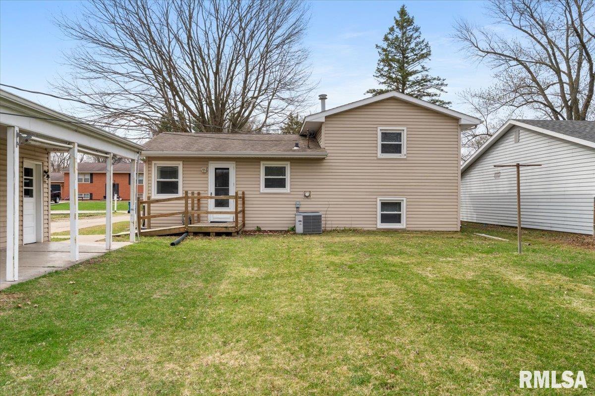 817 8th Avenue Property Photo 35