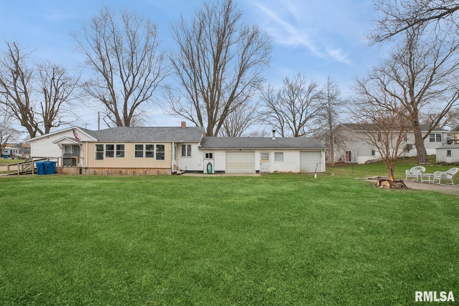 907 Broad Street Property Photo 10