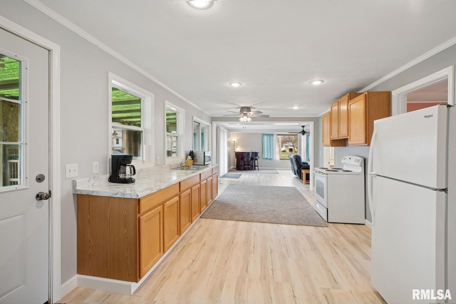 907 Broad Street Property Photo 16