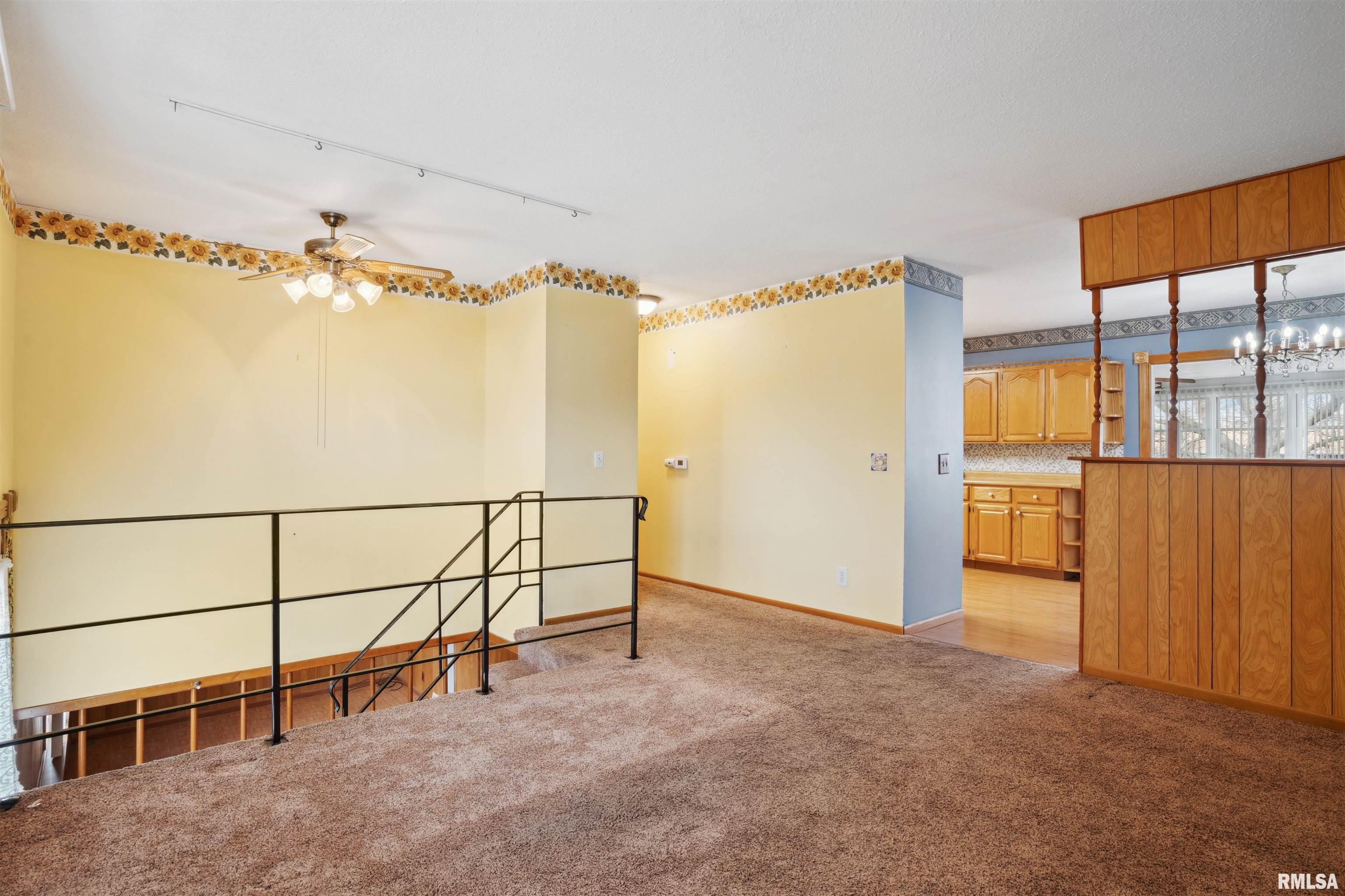 3220 Clover Hills Drive Property Photo 5