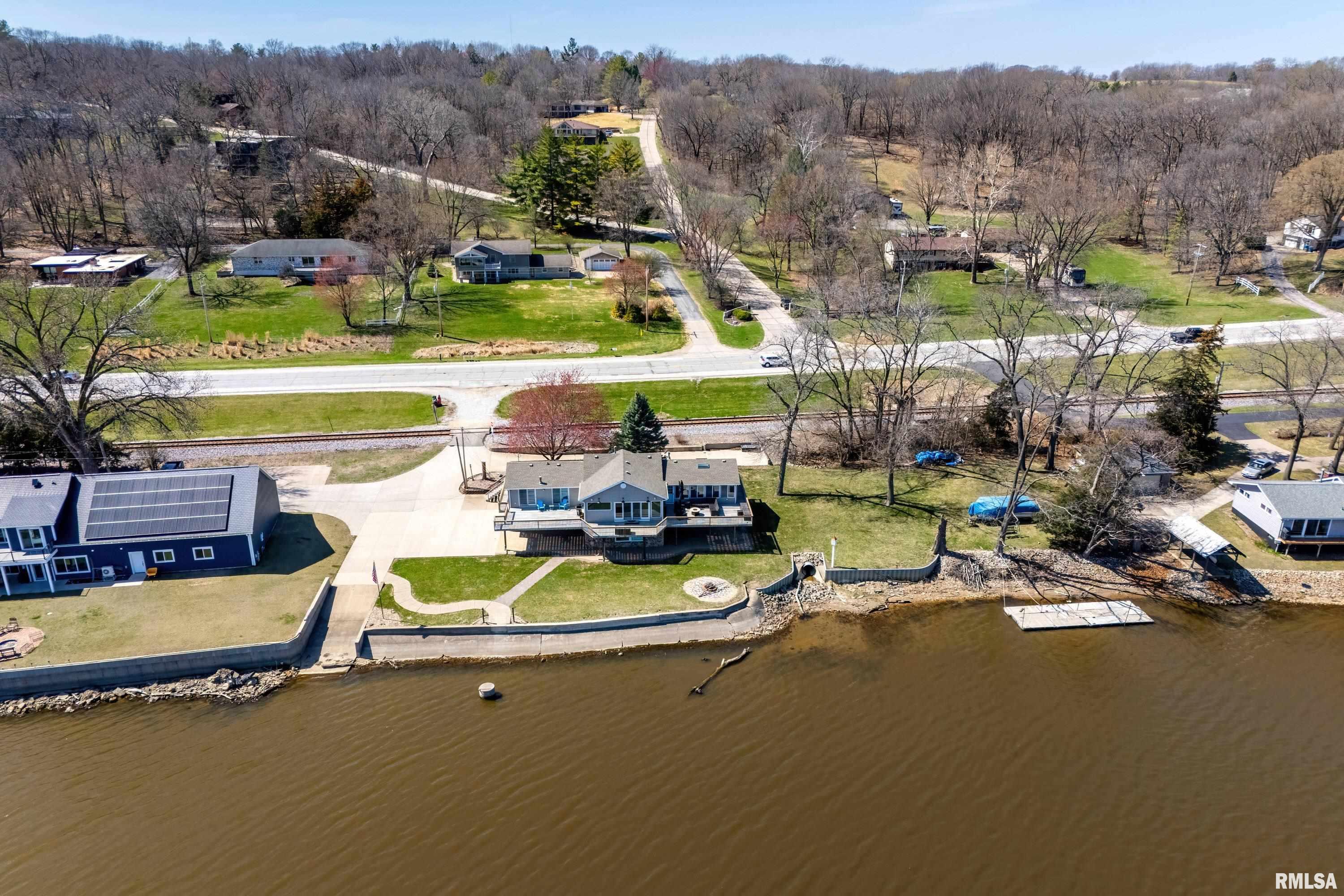 22965 Great River Road Property Photo 3