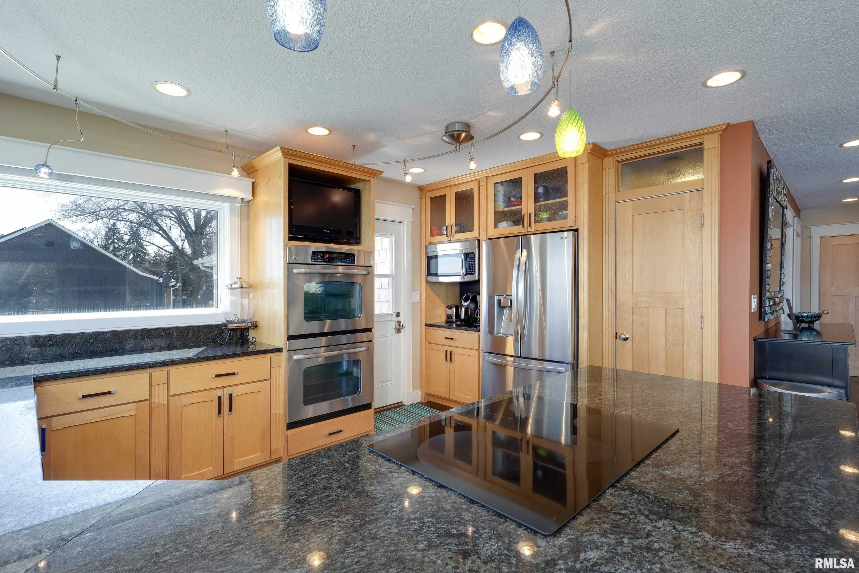 22965 Great River Road Property Photo 8