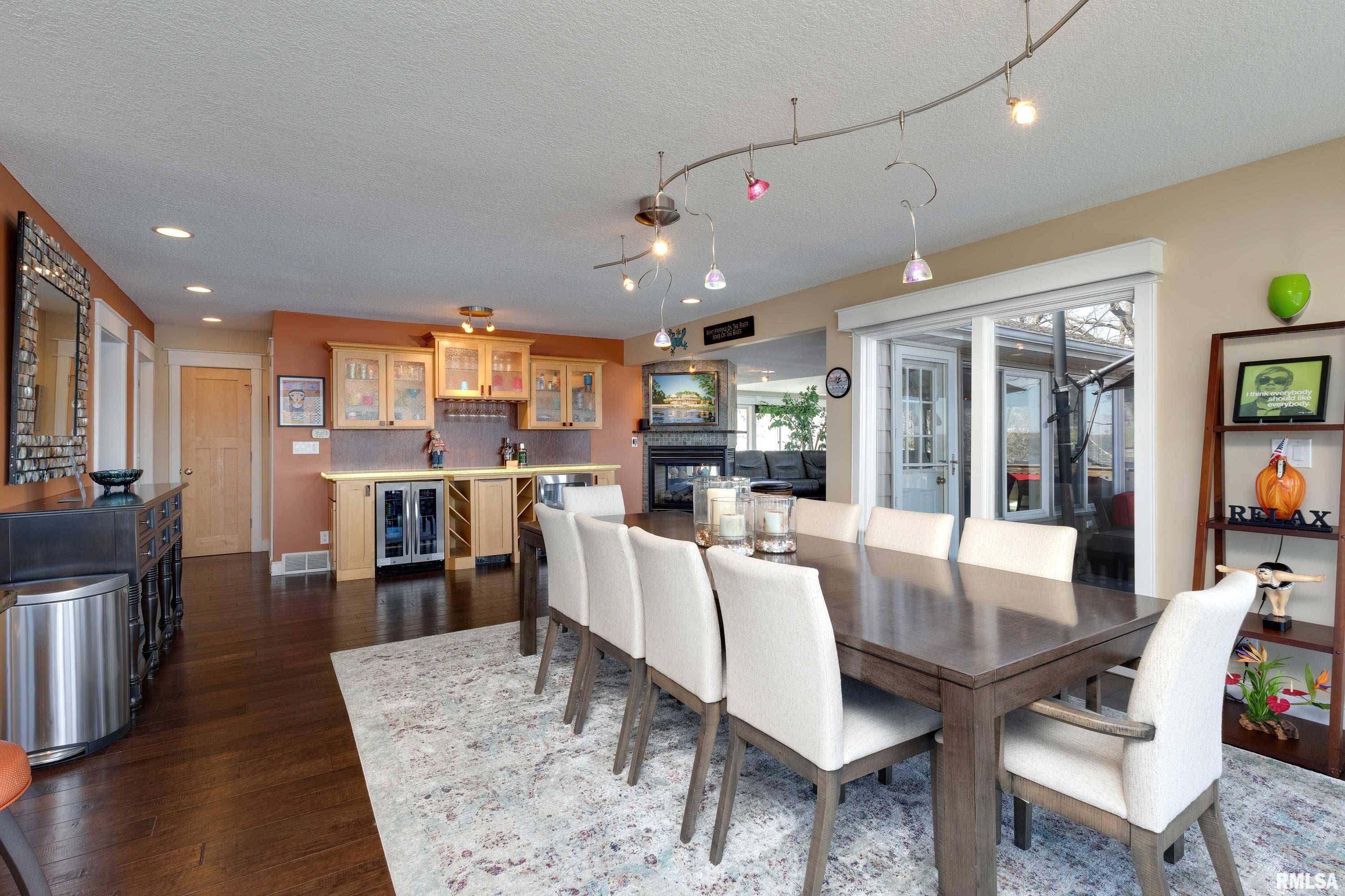 22965 Great River Road Property Photo 10