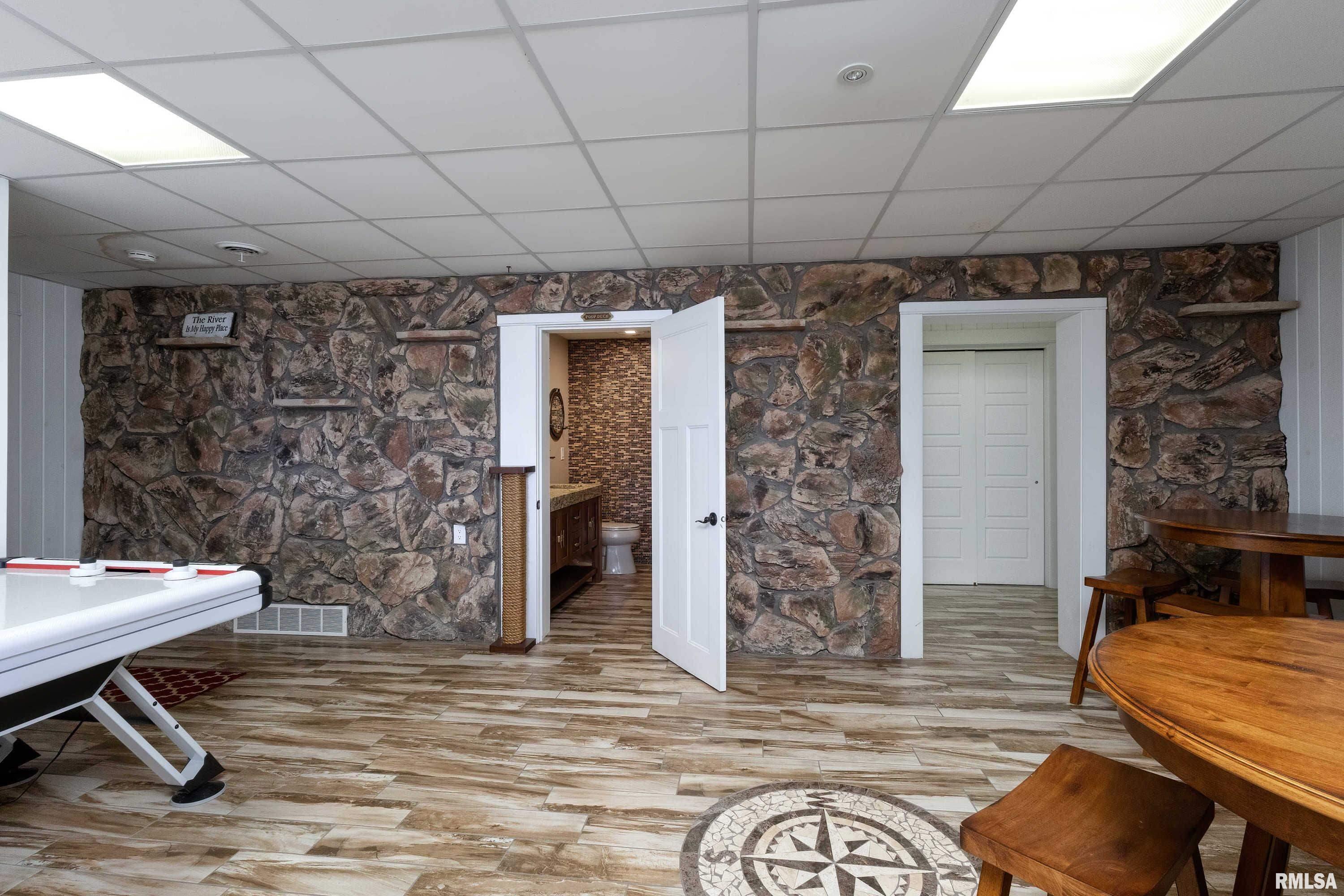 22965 Great River Road Property Photo 34
