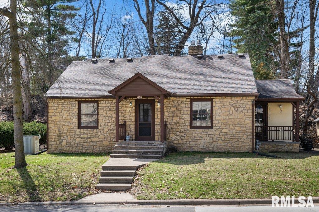 620 Thorwaldsen Place Property Photo 1
