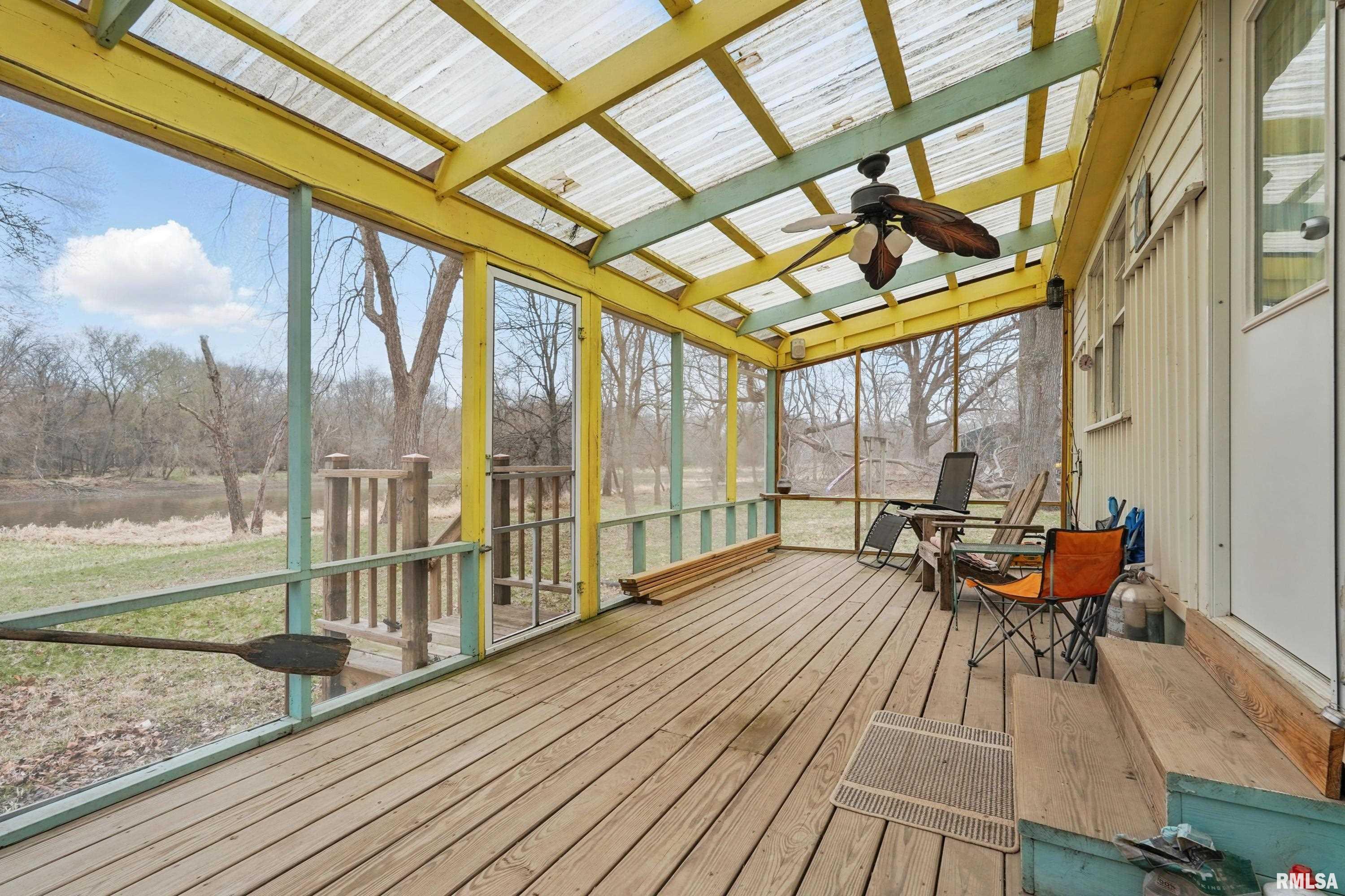1435 Cedarview Drive Property Photo 2