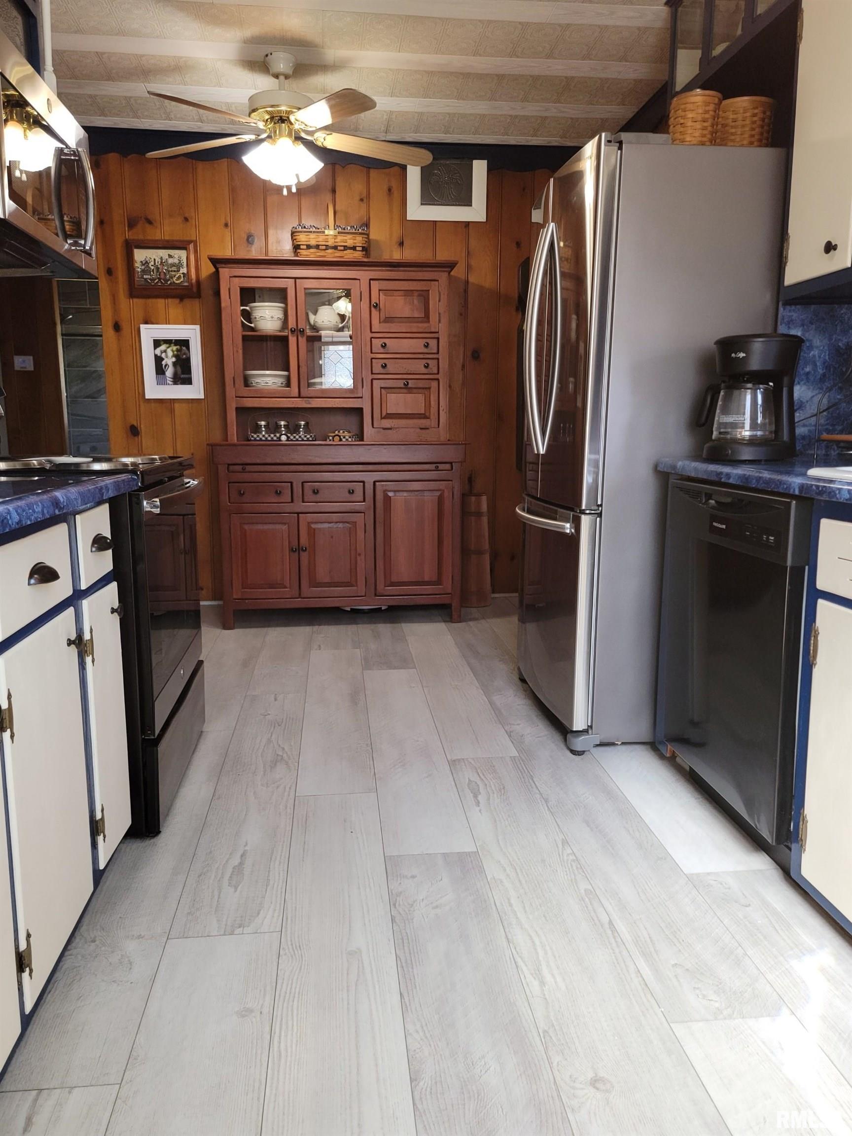 617 S Calumet Street Property Photo 2