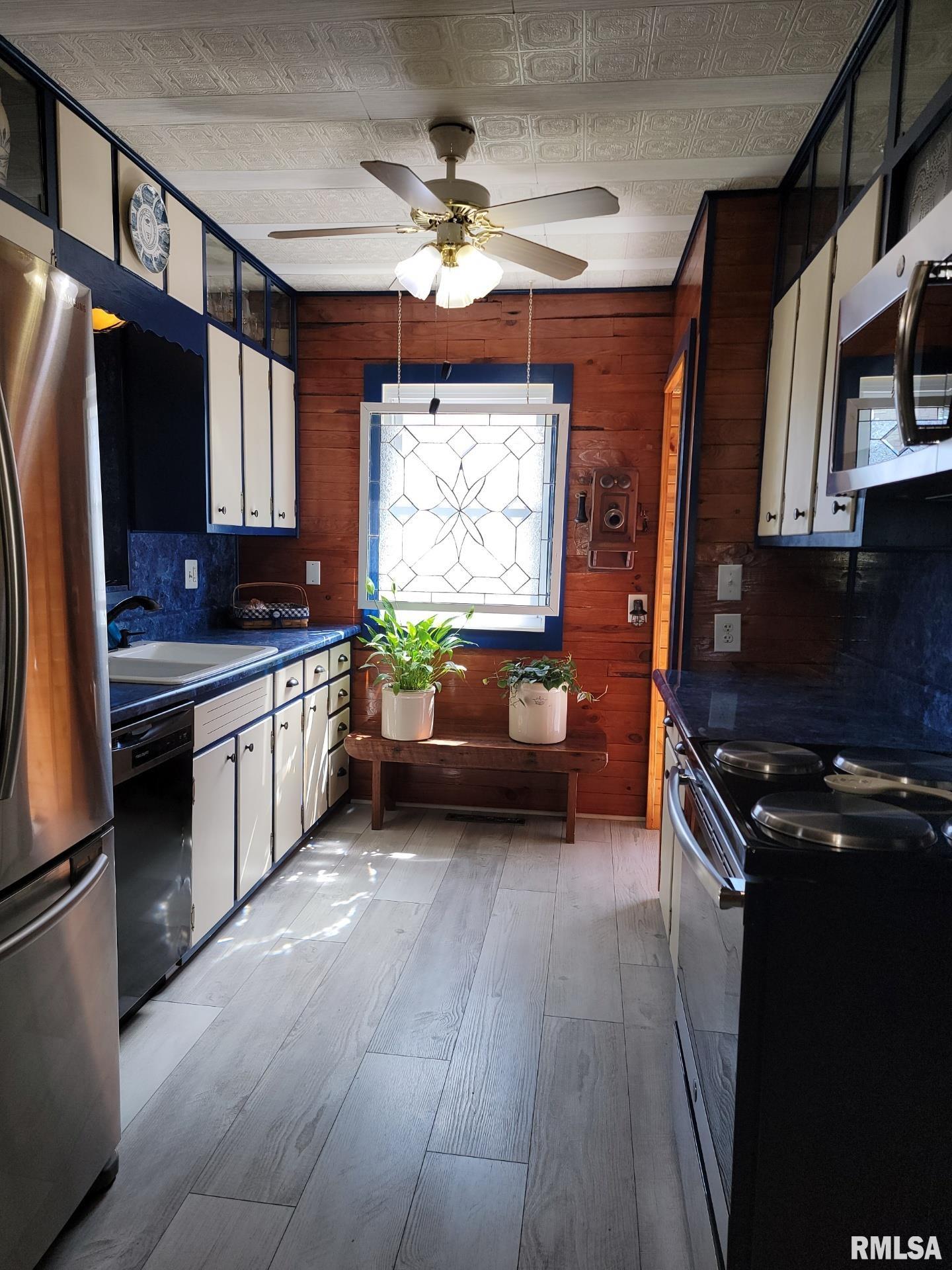 617 S Calumet Street Property Photo 8