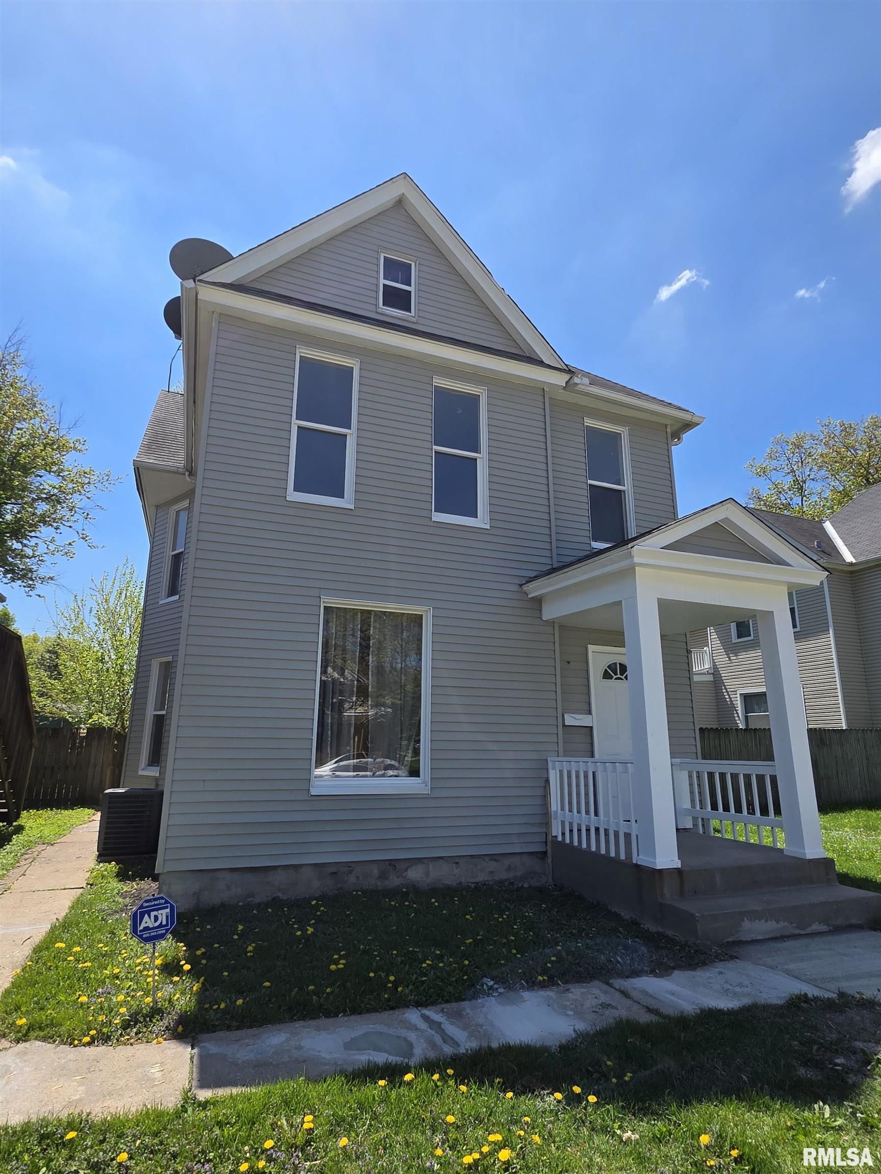 2141 W 4th Street Property Photo