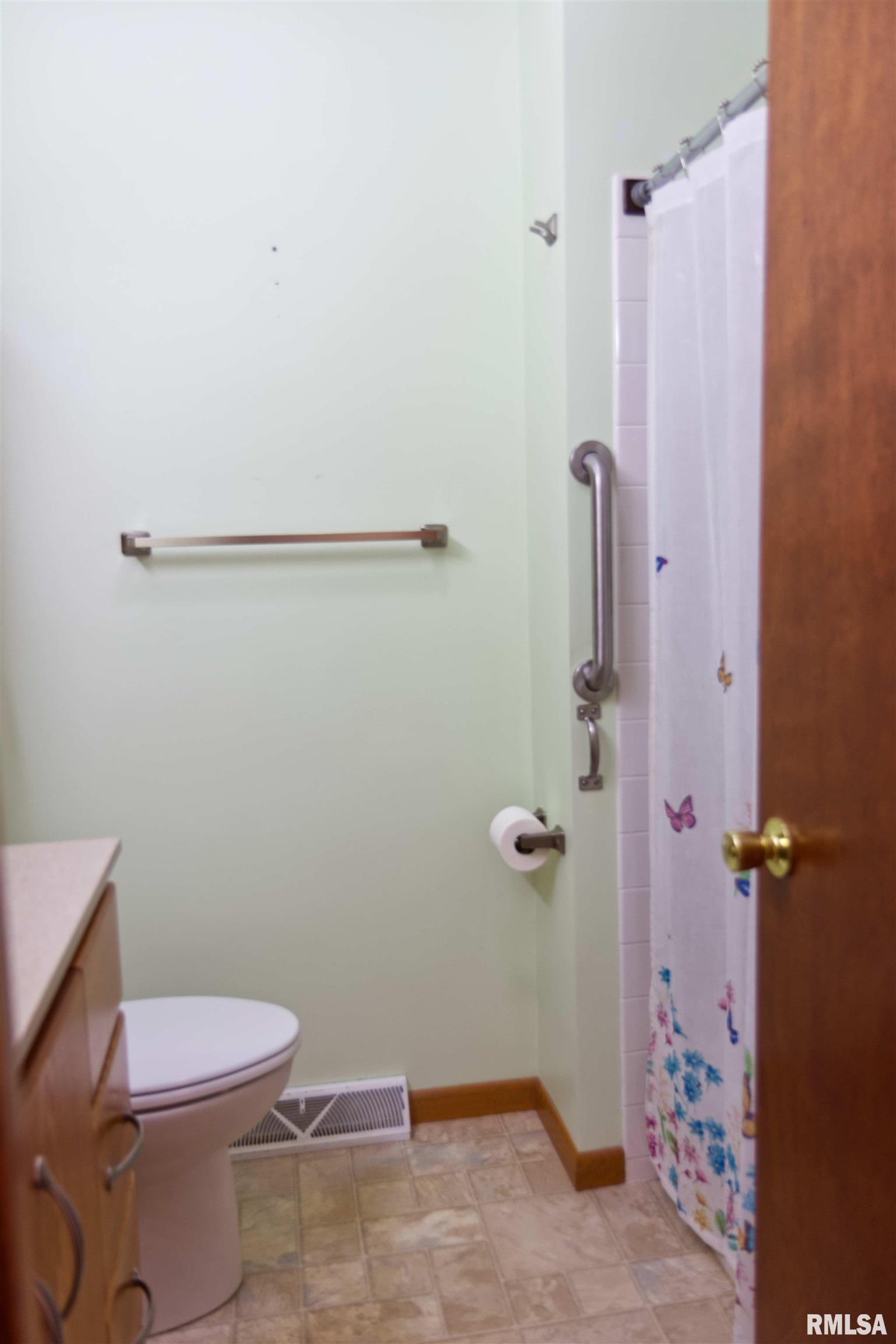 730 Schick Road Property Photo 23