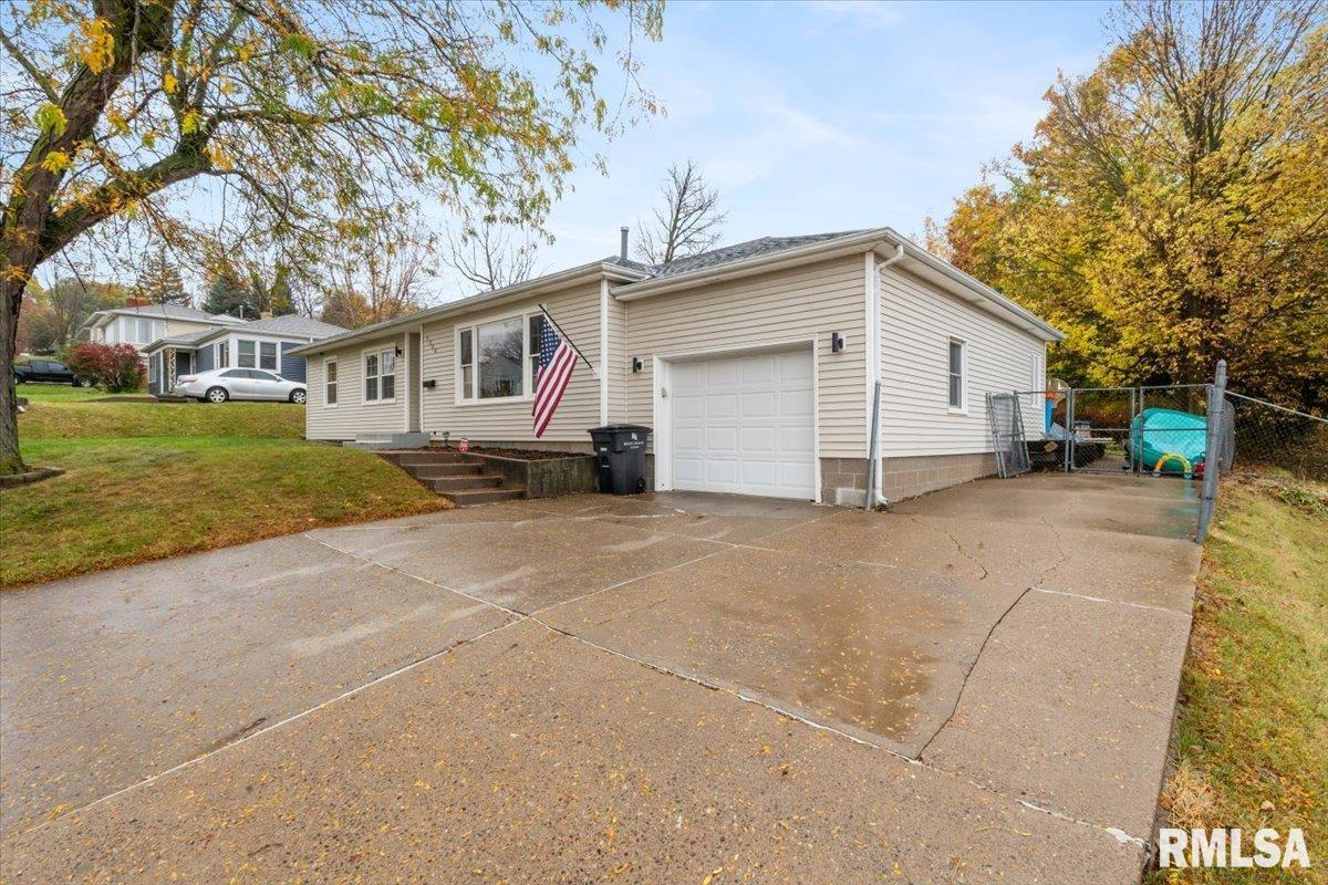 1300 26th Avenue Property Photo 7
