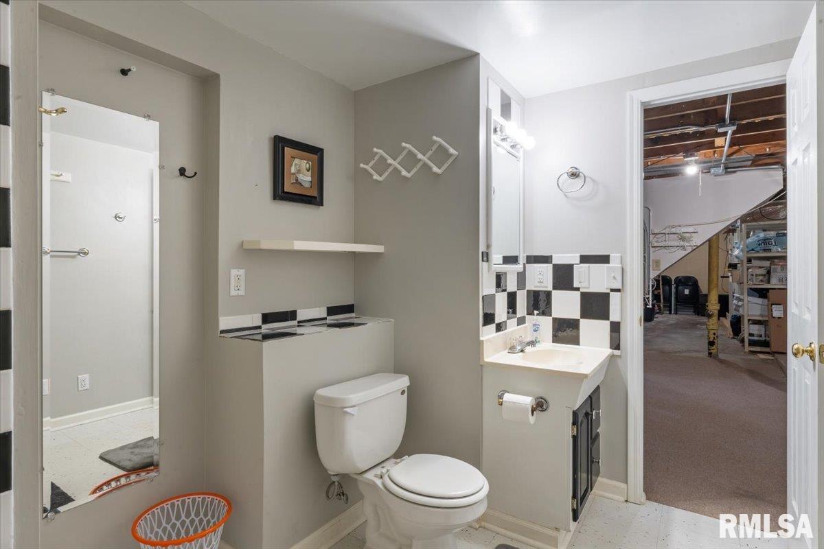 1300 26th Avenue Property Photo 45