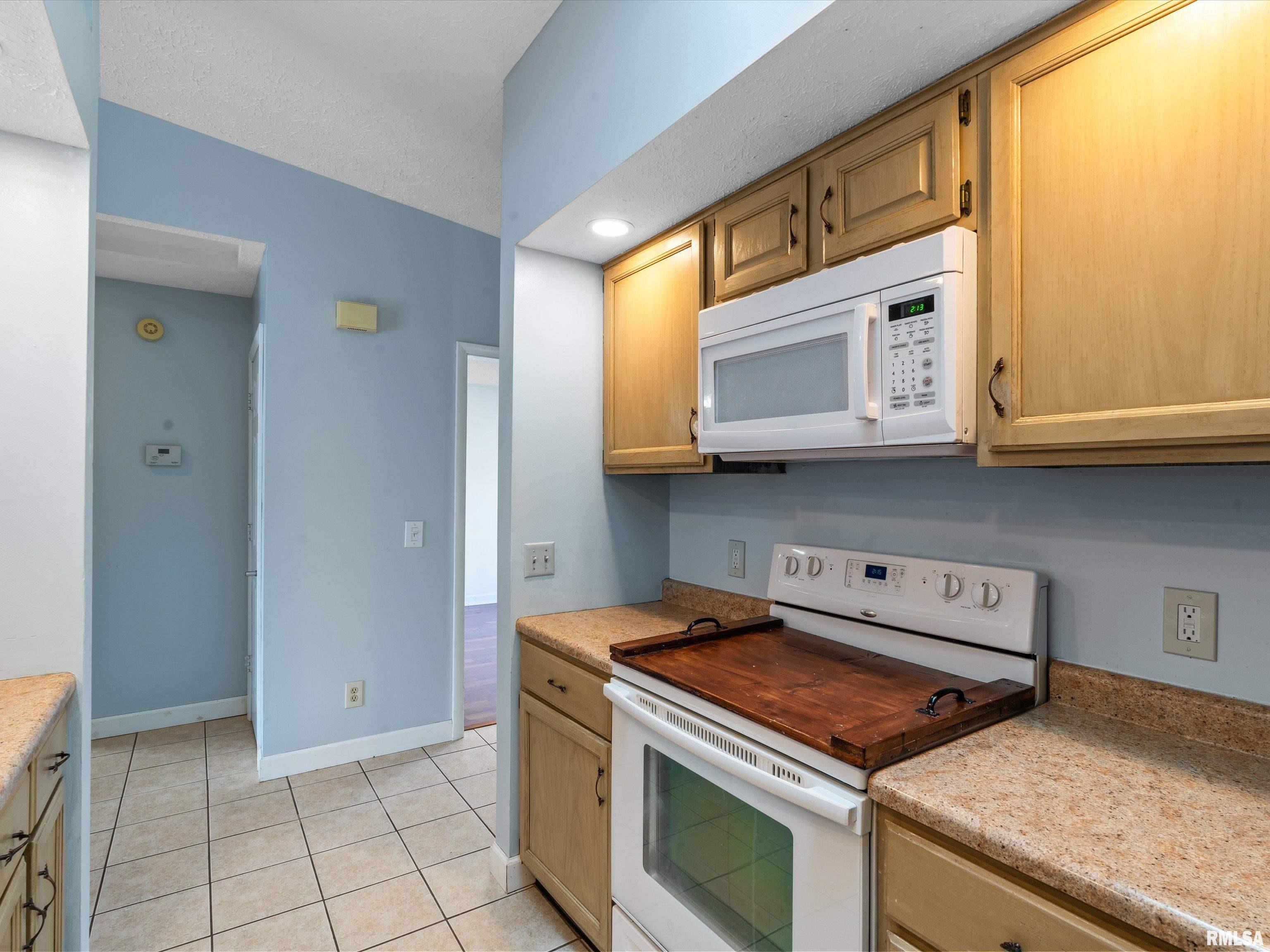 3320 N Willow Court Property Photo 18