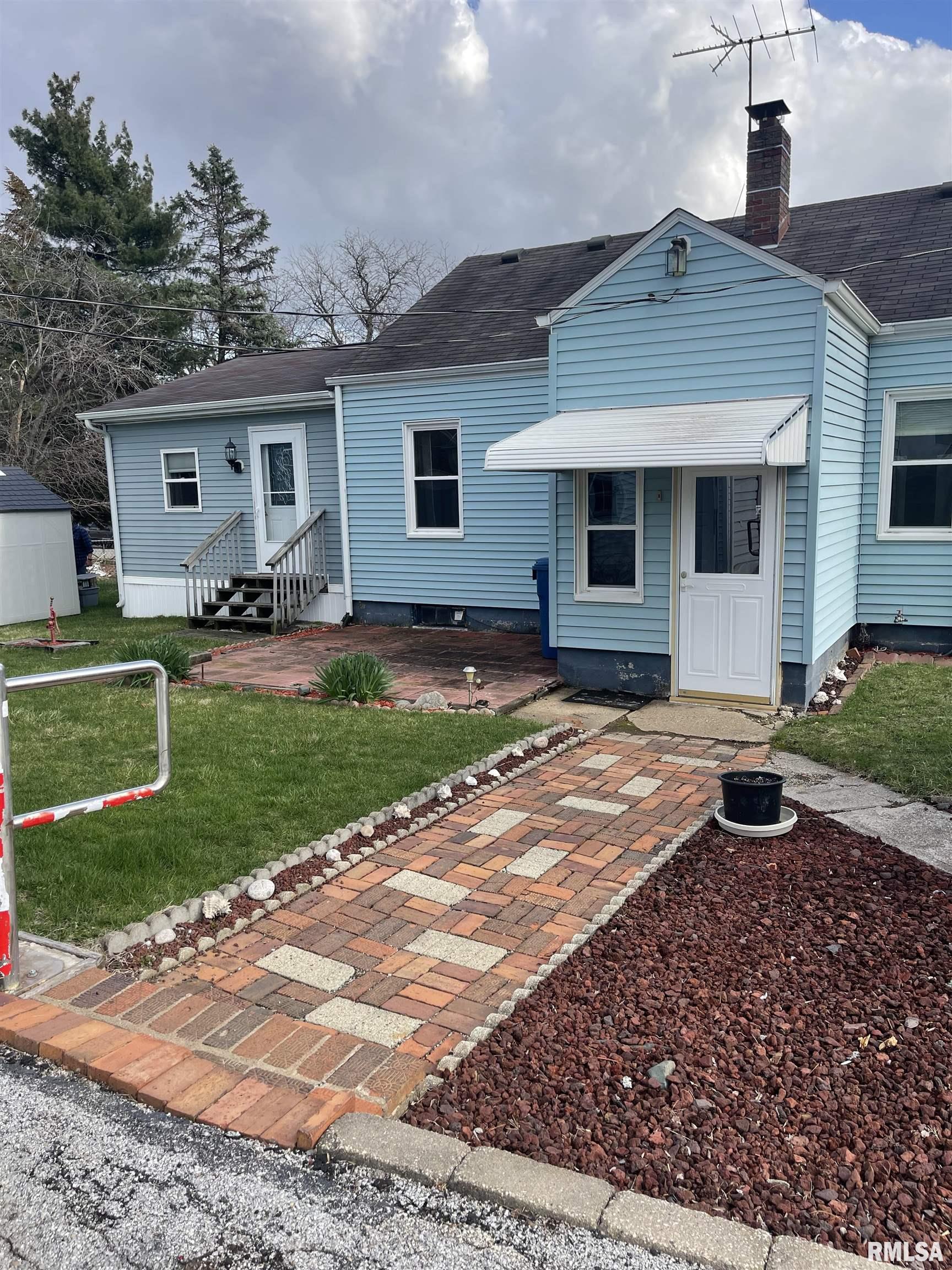 730 3rd Street Property Photo 2