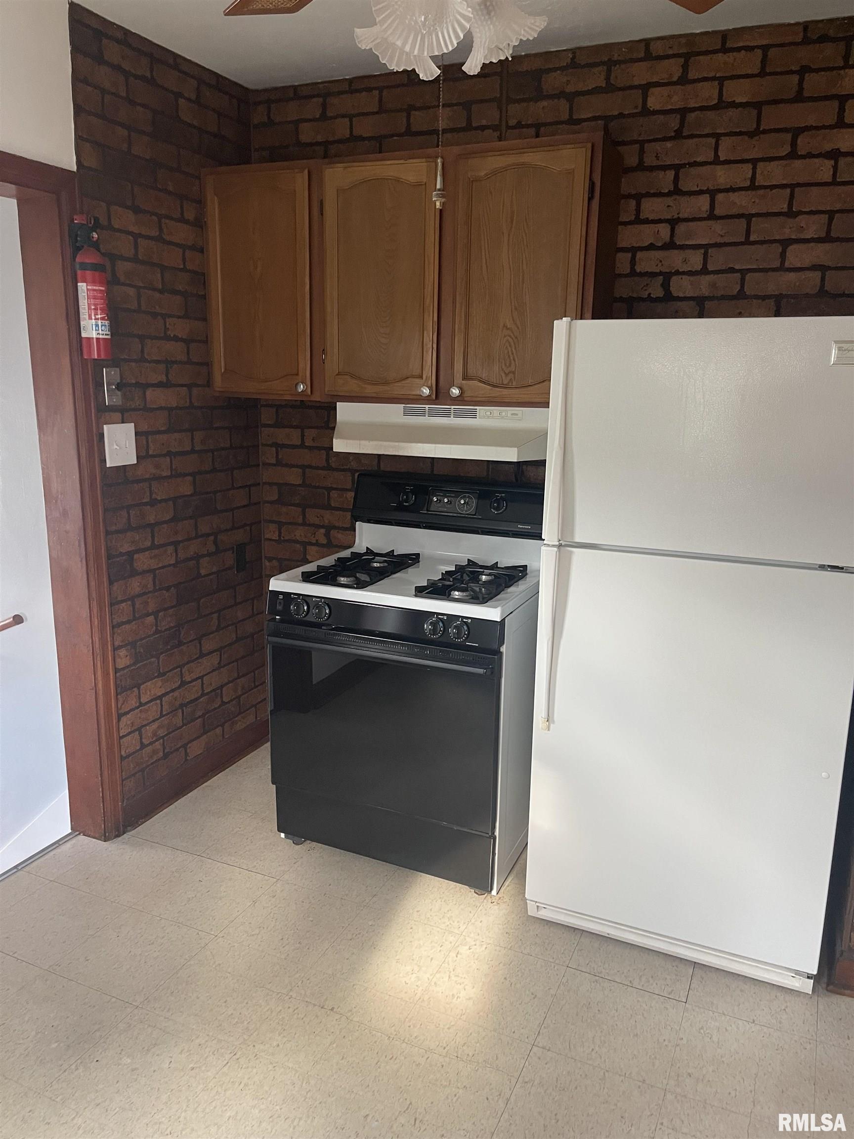 730 3rd Street Property Photo 13