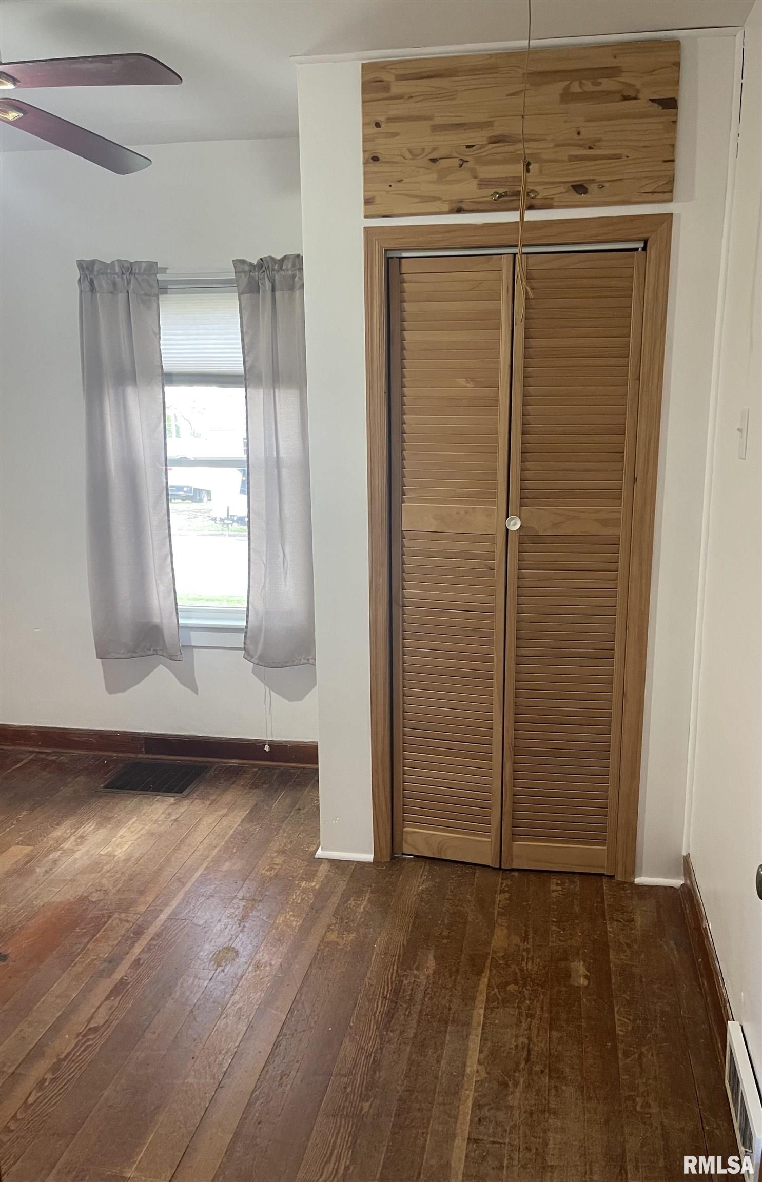 730 3rd Street Property Photo 16