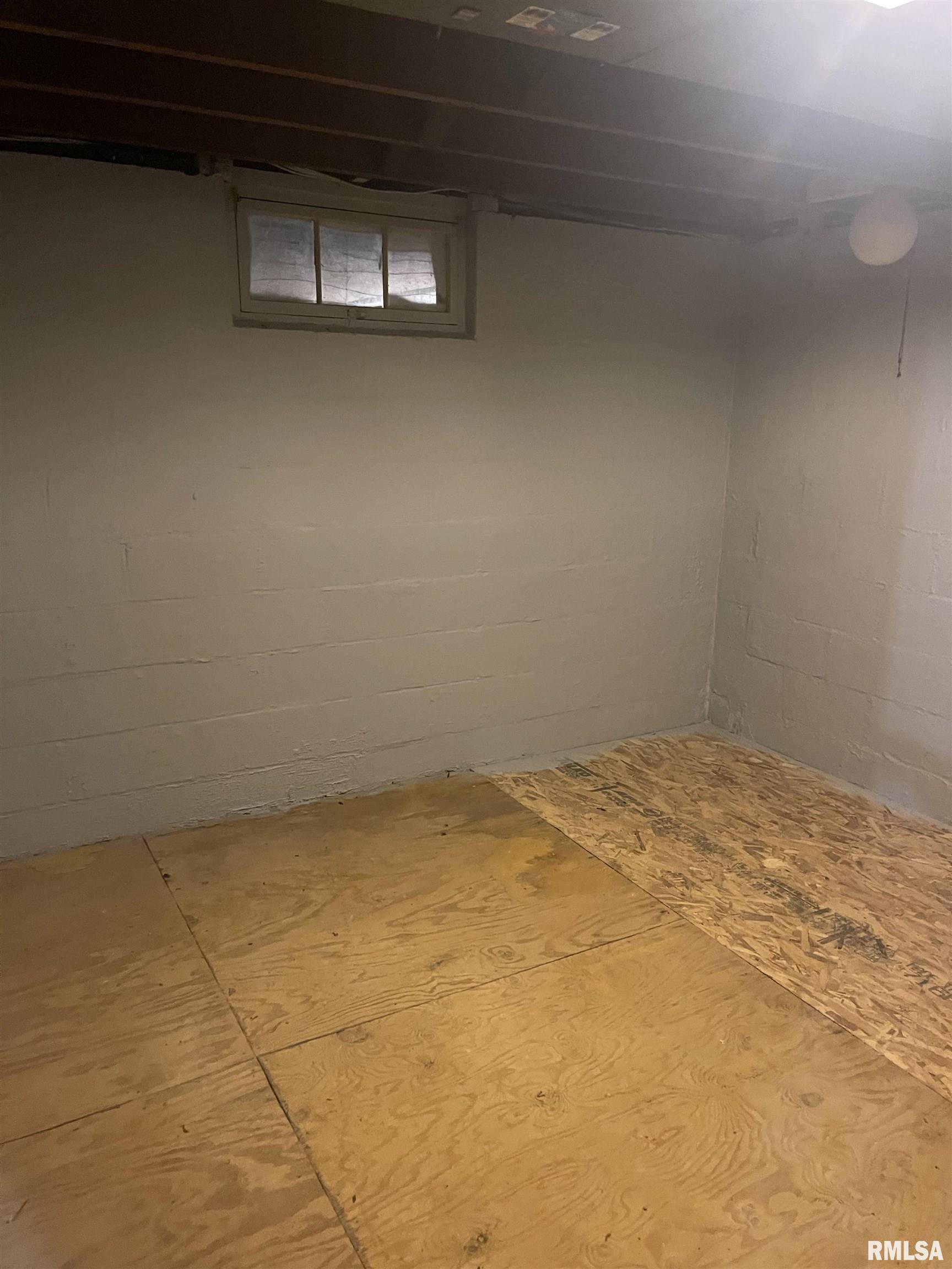 730 3rd Street Property Photo 26
