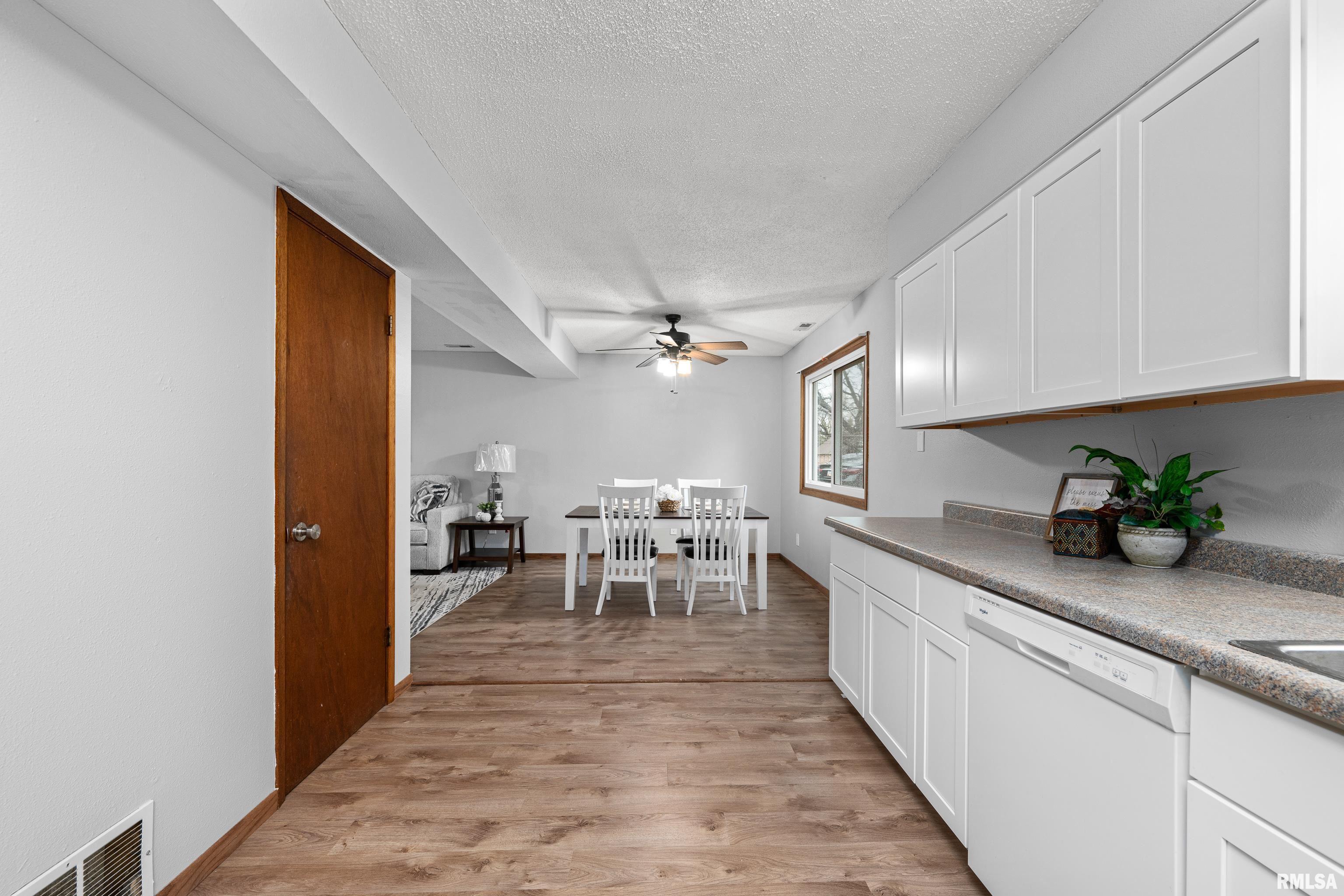 121 S 8th Street Property Photo 15
