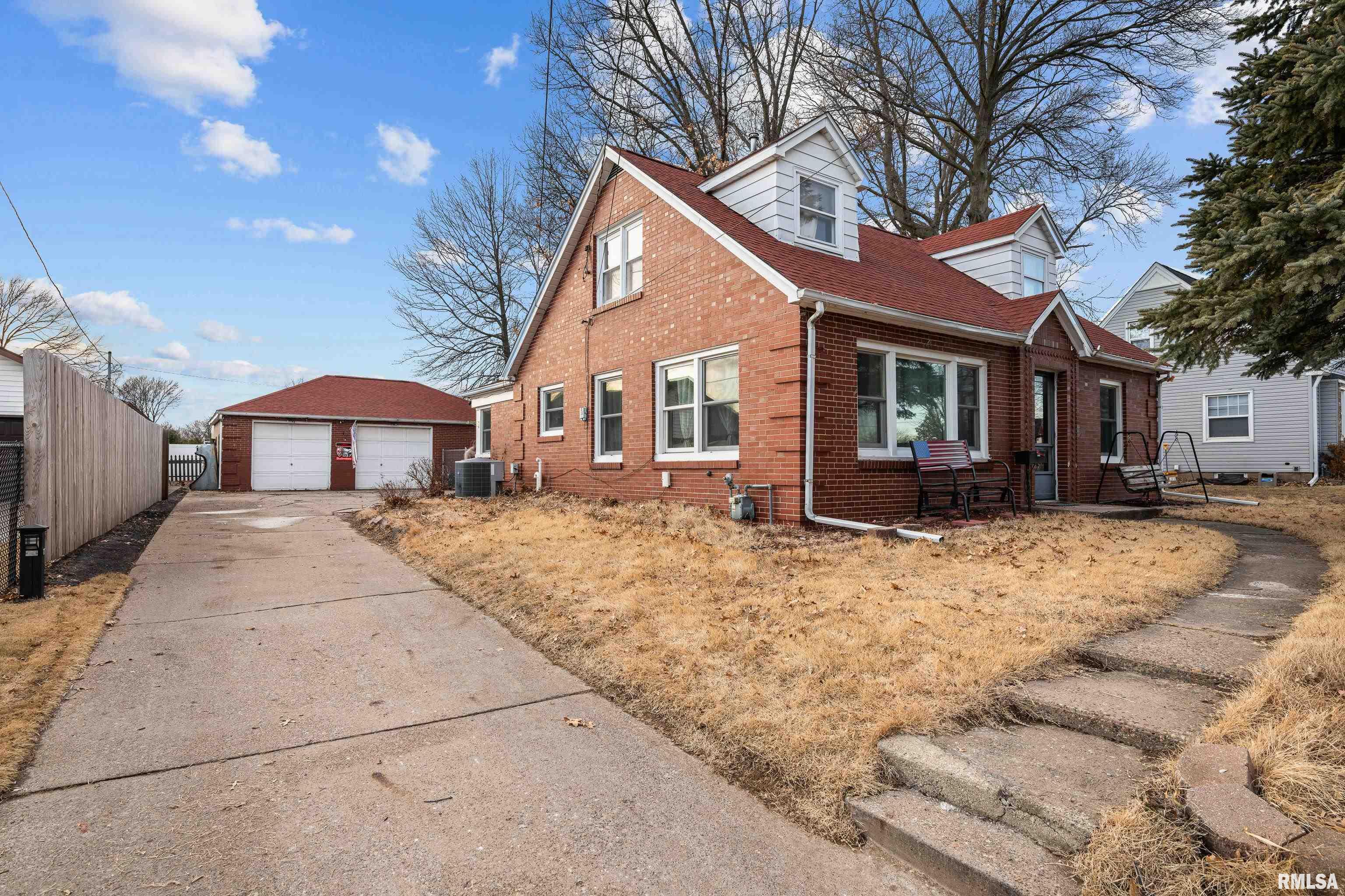 2804 38th Street Property Photo 2