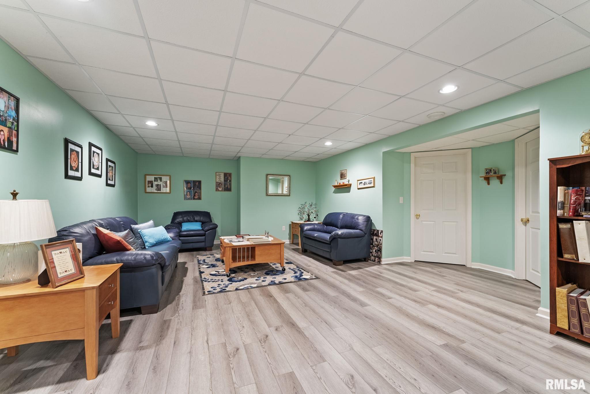 102 E Dolan Drive Property Photo 17