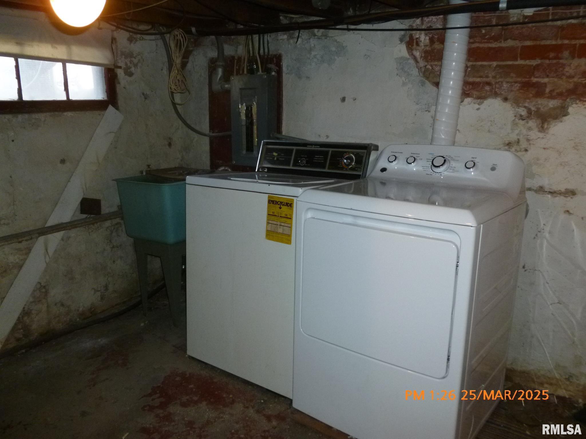 145 6th Avenue Property Photo 23