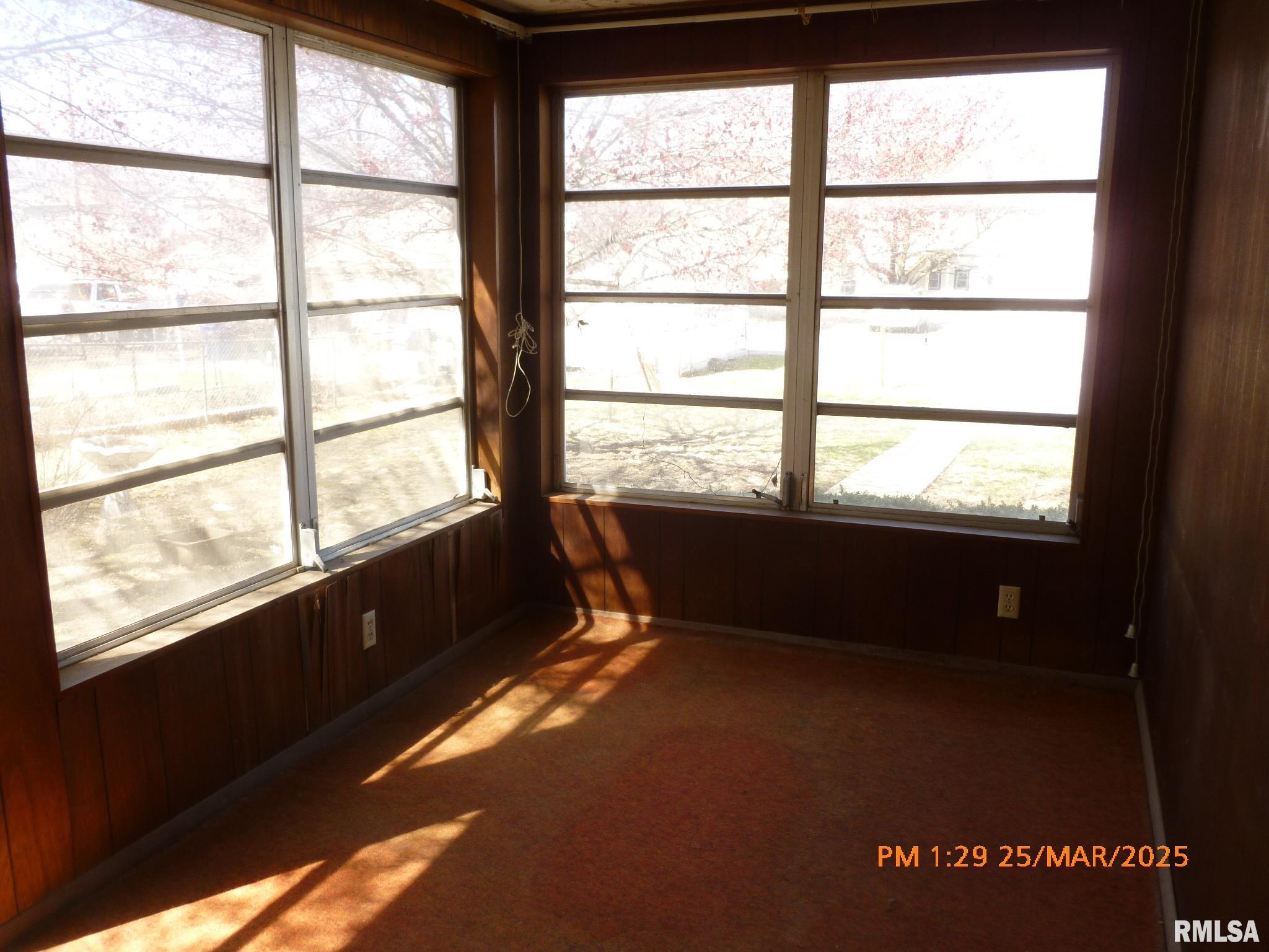 145 6th Avenue Property Photo 27