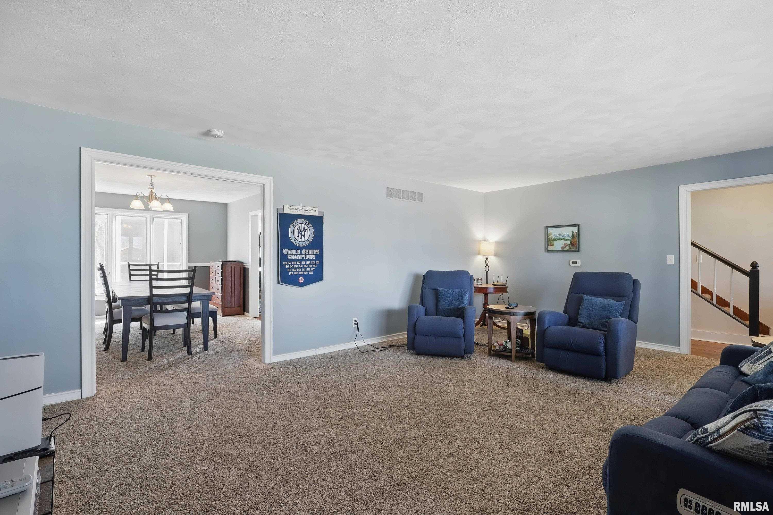 8 Timberlane Drive Property Photo 15