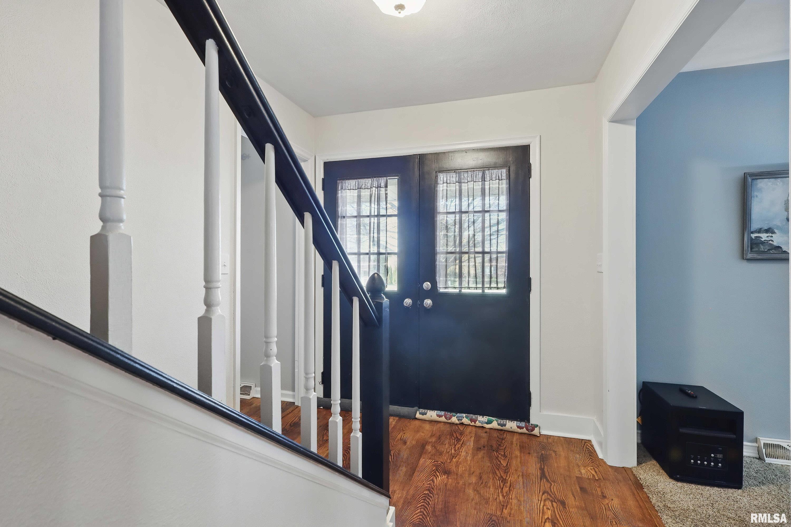 8 Timberlane Drive Property Photo 18