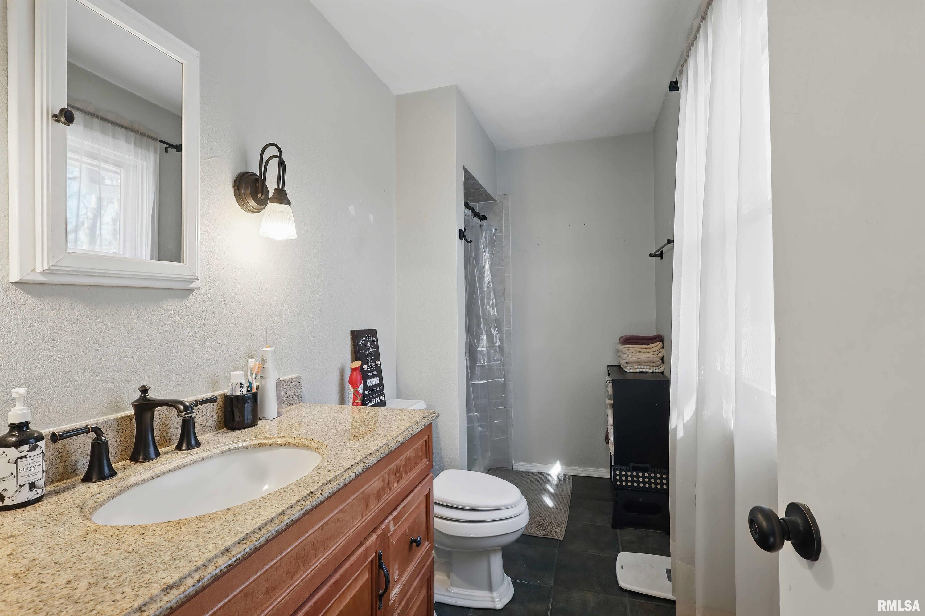 8 Timberlane Drive Property Photo 27