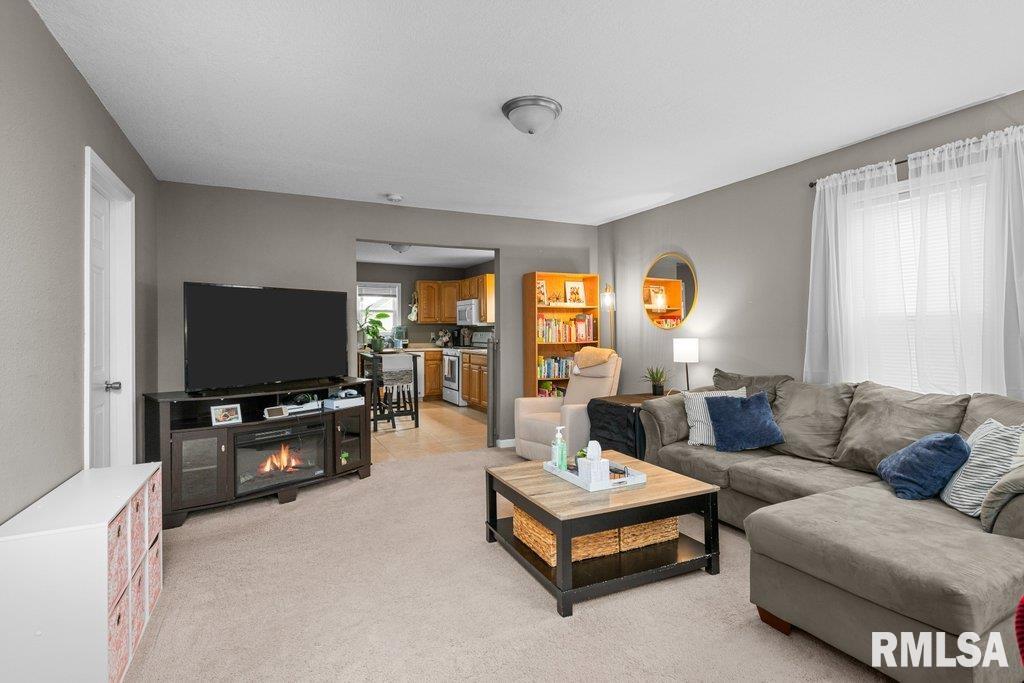 3606 19th Avenue Property Photo 4