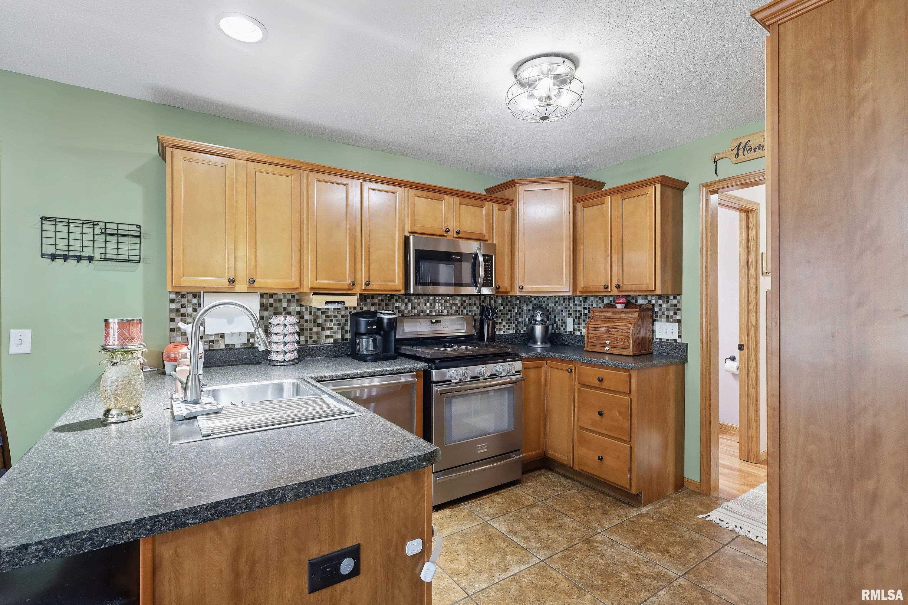 2632 W 54th Street Property Photo 16