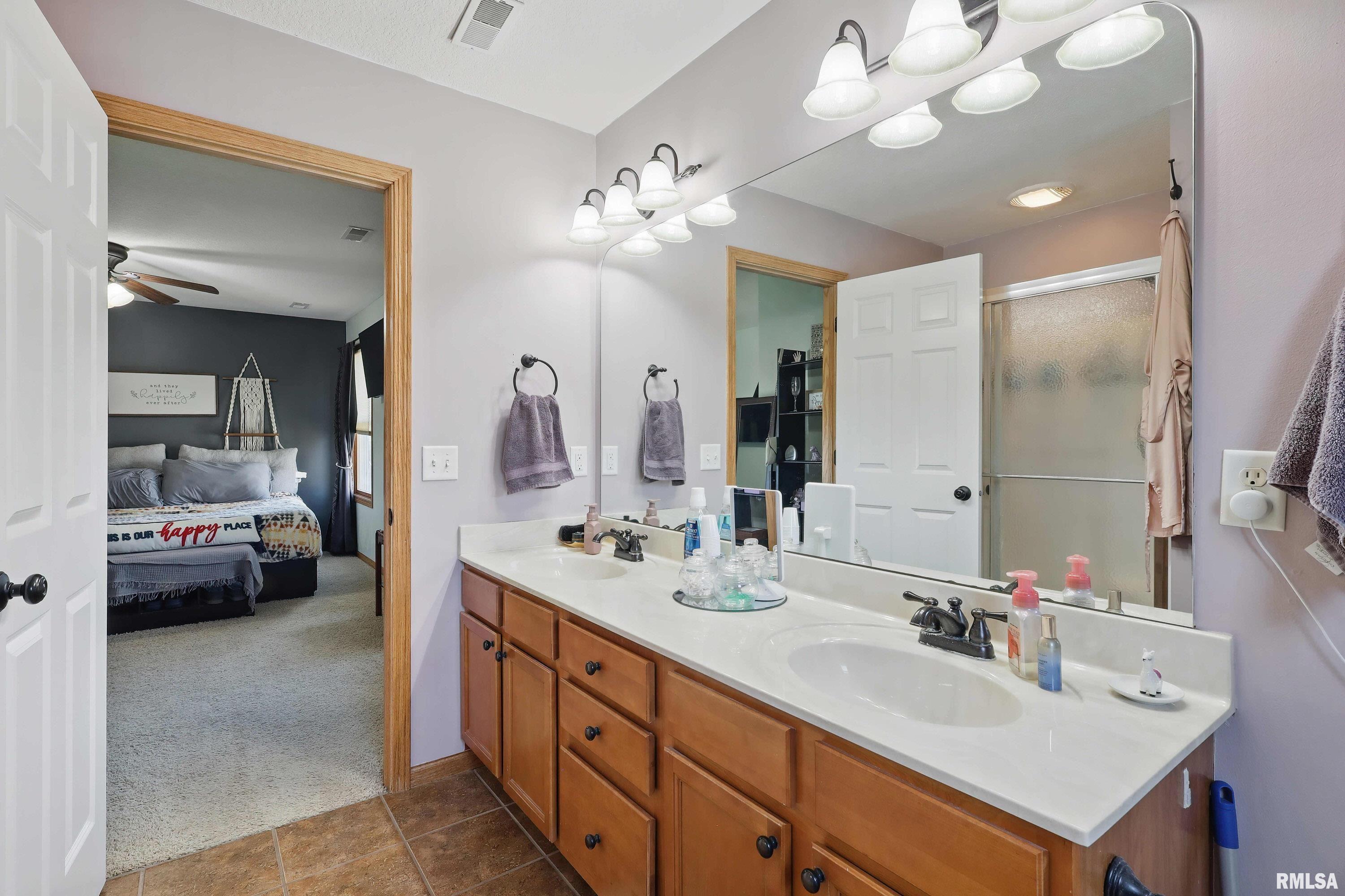 2632 W 54th Street Property Photo 27