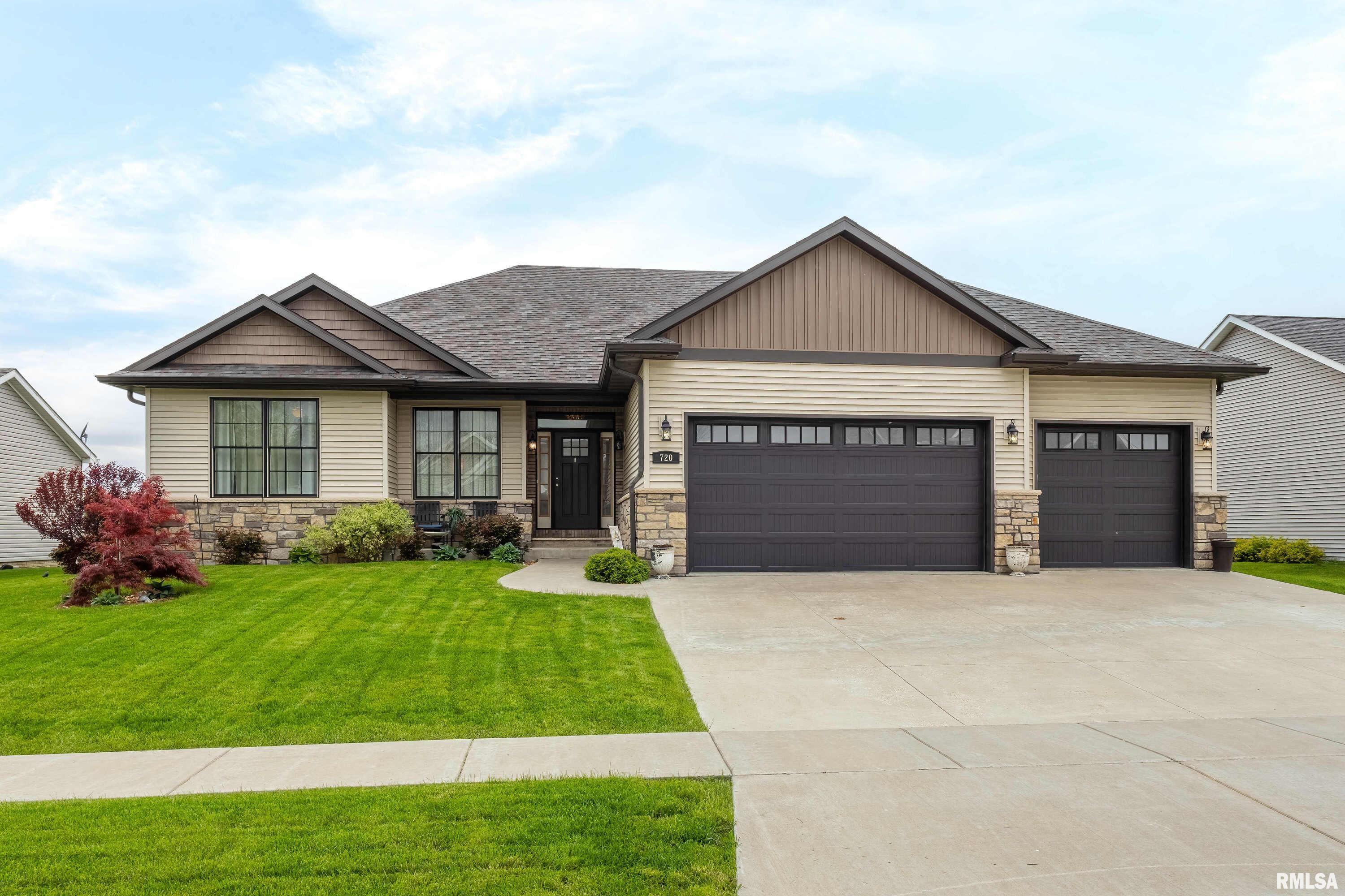 720 Deer Woods Drive Property Photo 1