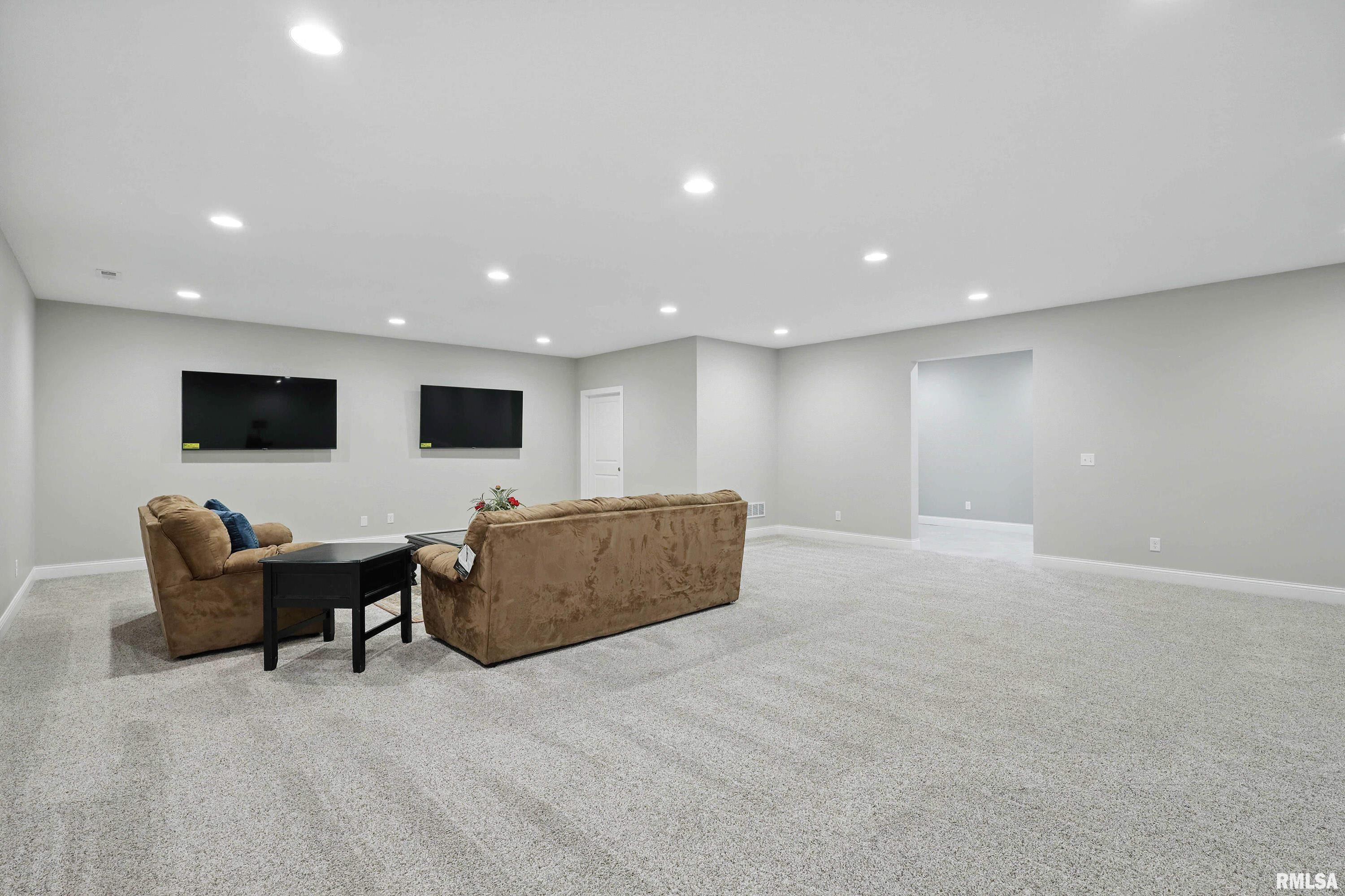 720 Deer Woods Drive Property Photo 33