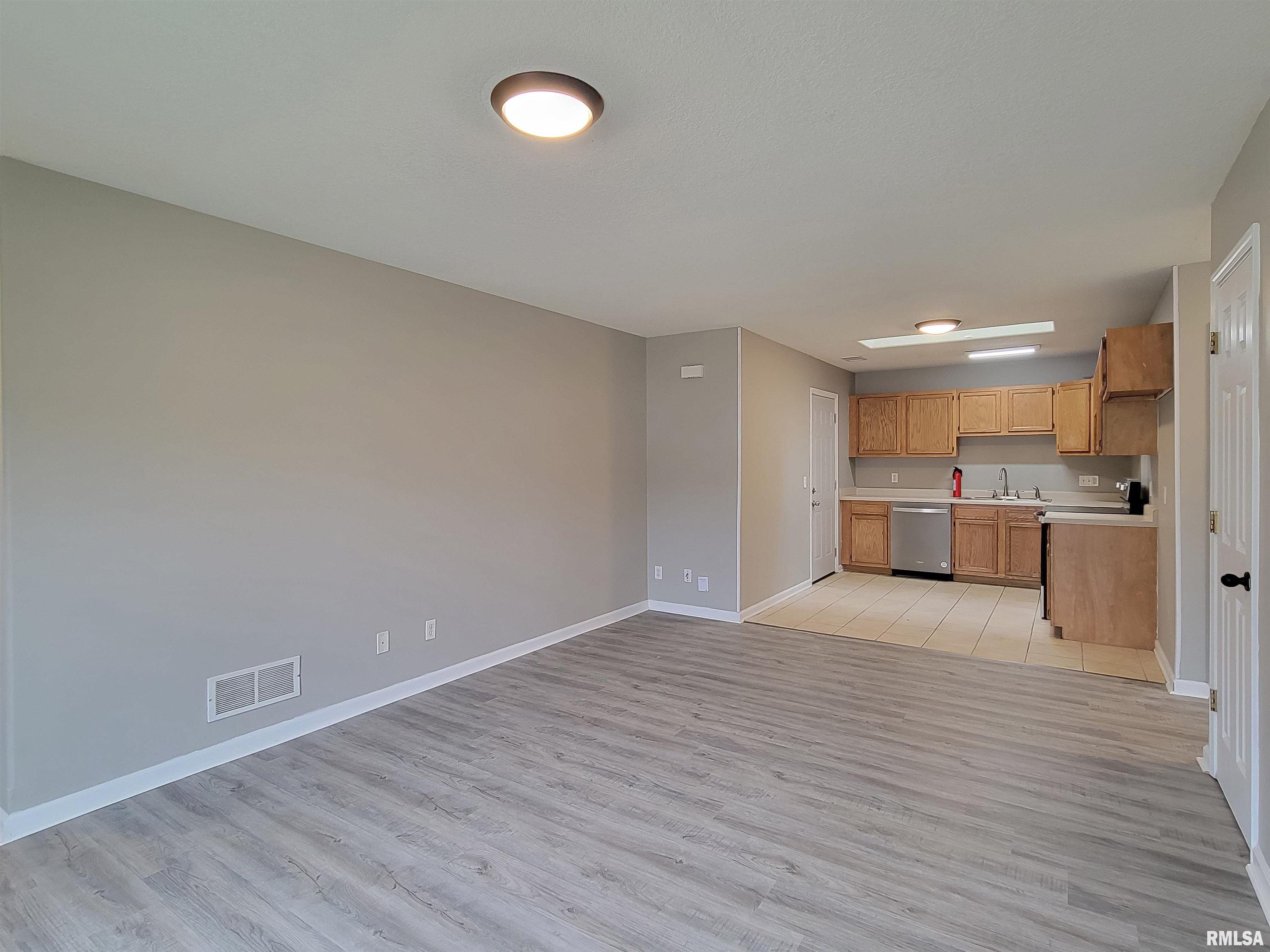 502 S Concord Street Property Photo 6