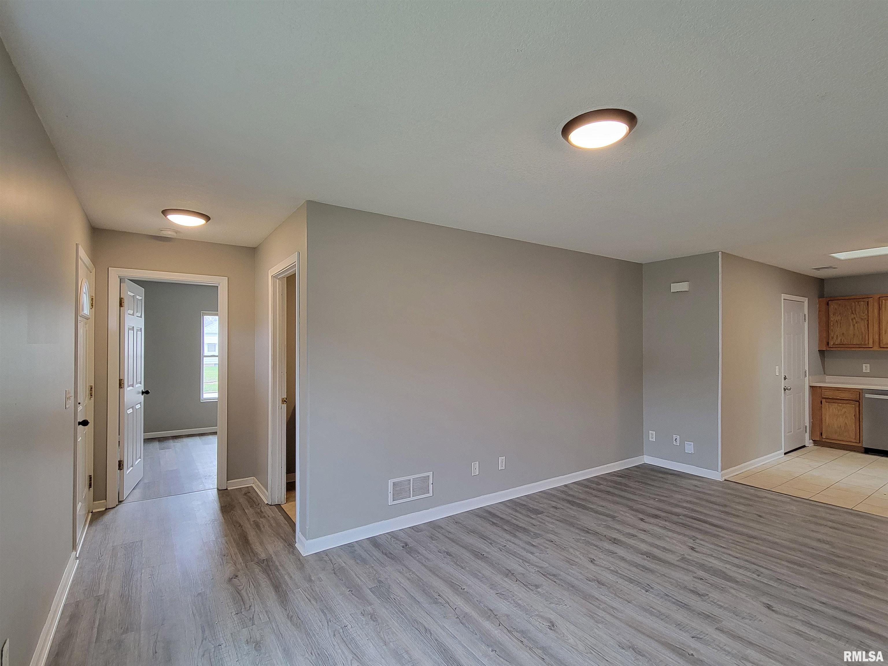 502 S Concord Street Property Photo 8