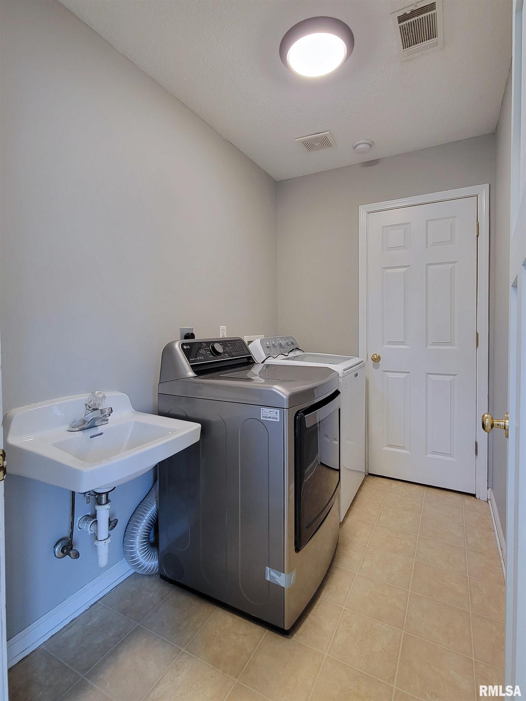 502 S Concord Street Property Photo 9
