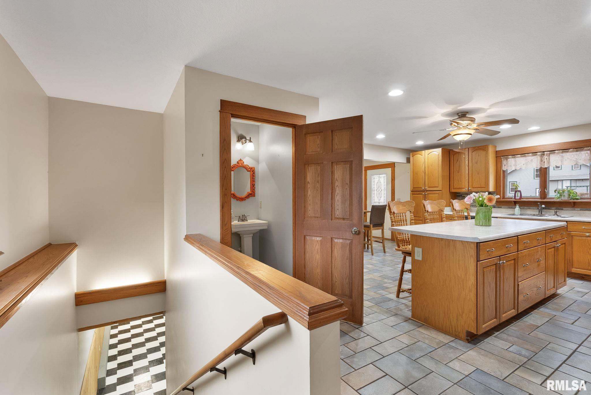7020 Valley Drive Property Photo 10